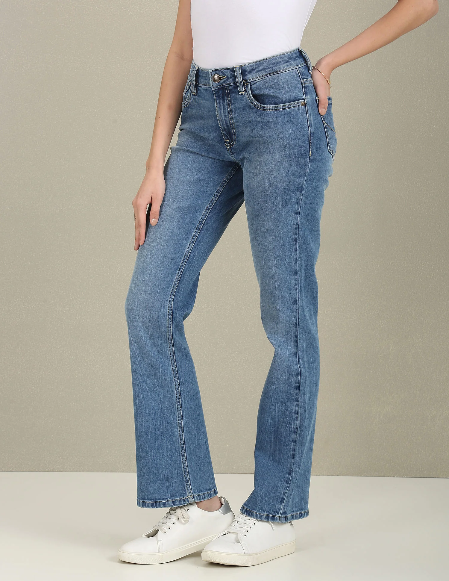 Bootcut Fit Mid Rise Jeans - Image 4
