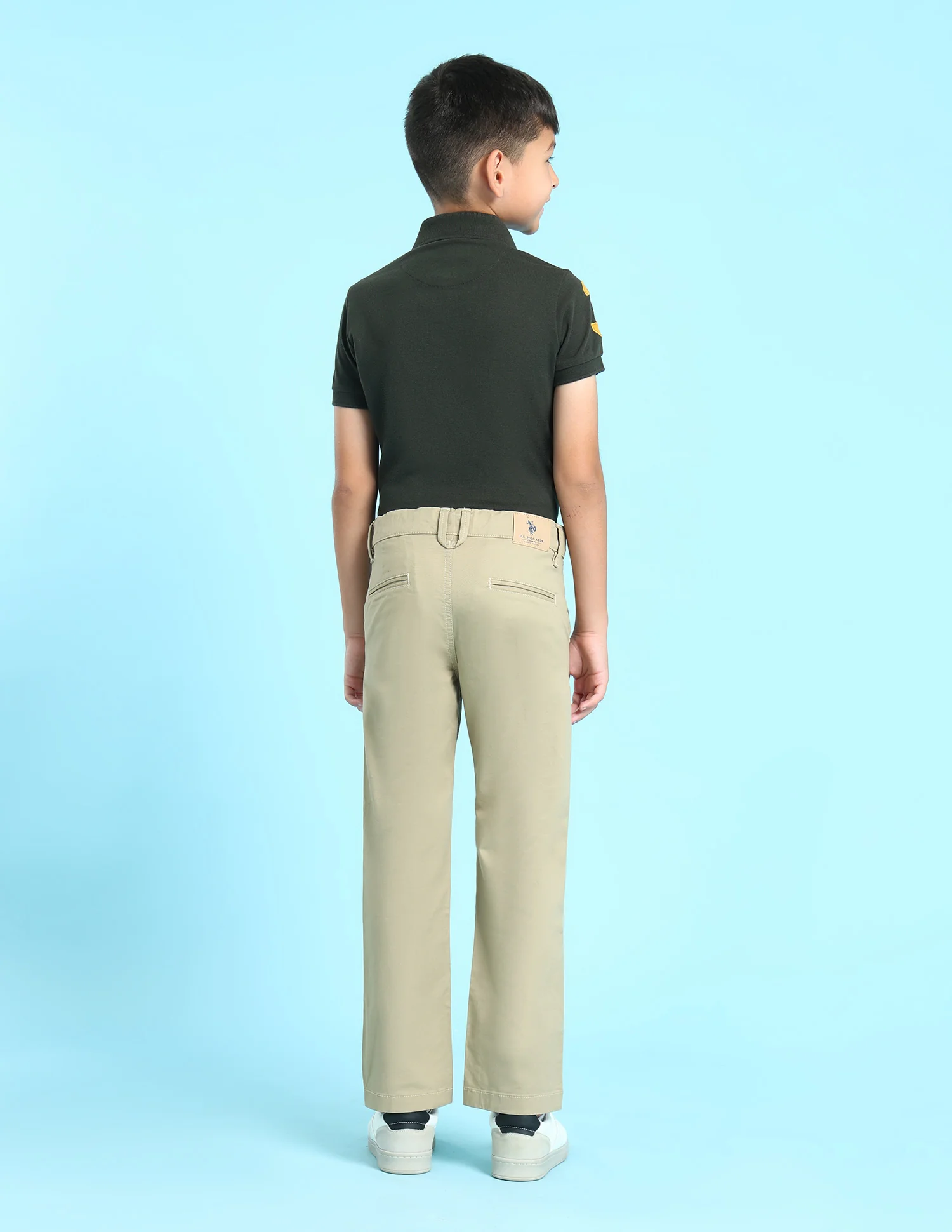 Boys Beige Mid Rise Twill Weave Solid Trousers - Image 4