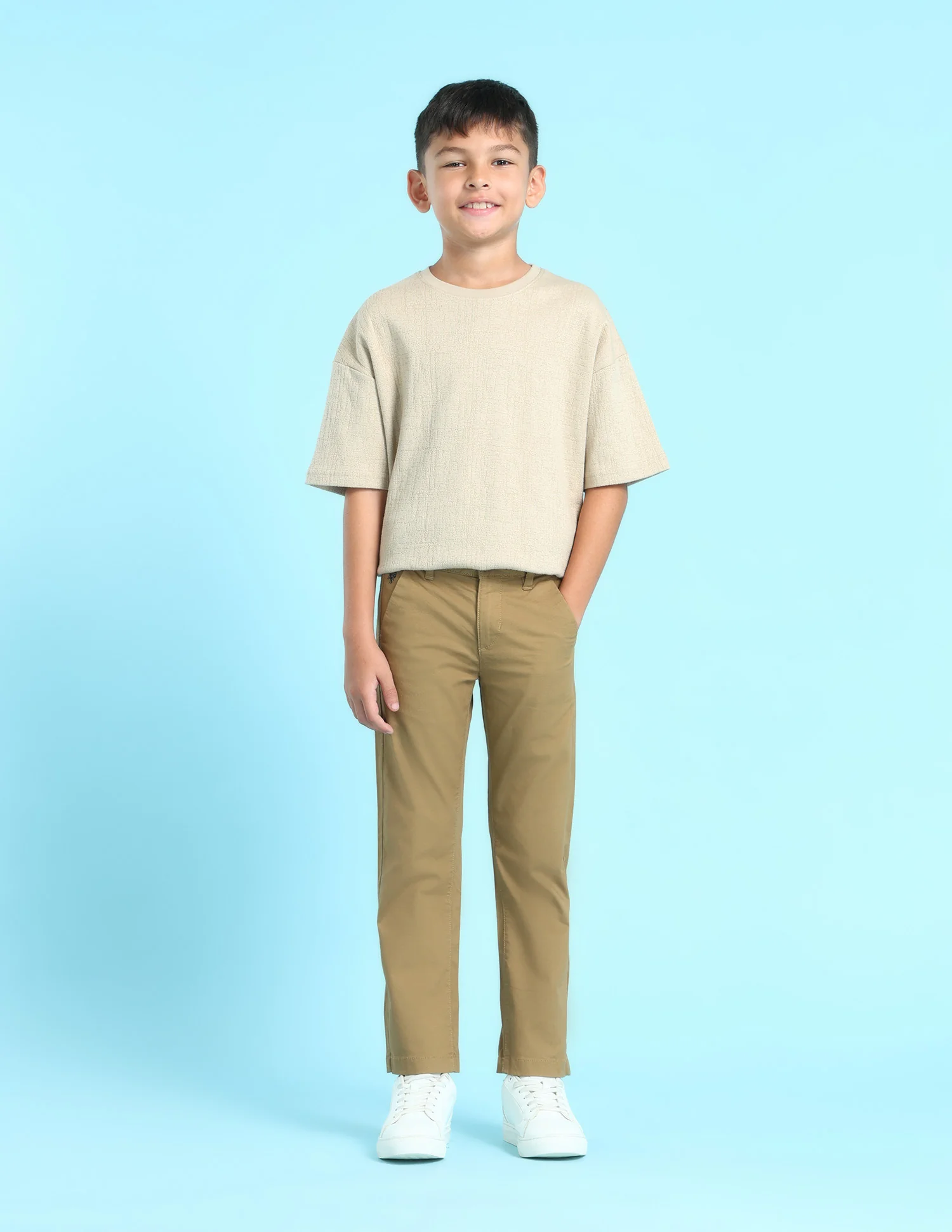 Boys Light Brown Mid Rise Twill Weave Solid Trousers - Image 3