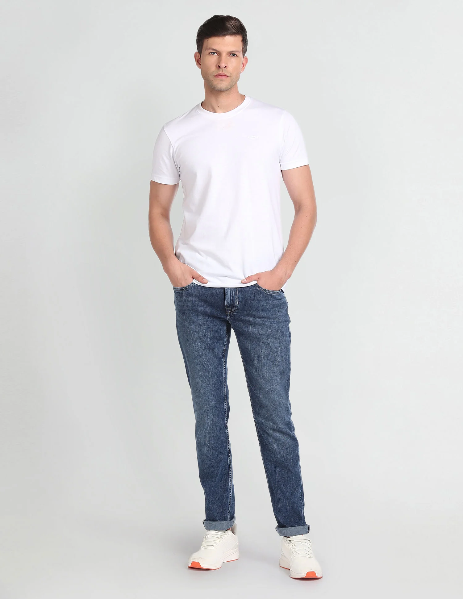 Brandon Slim Tapered Fit Blue Jeans - Image 3