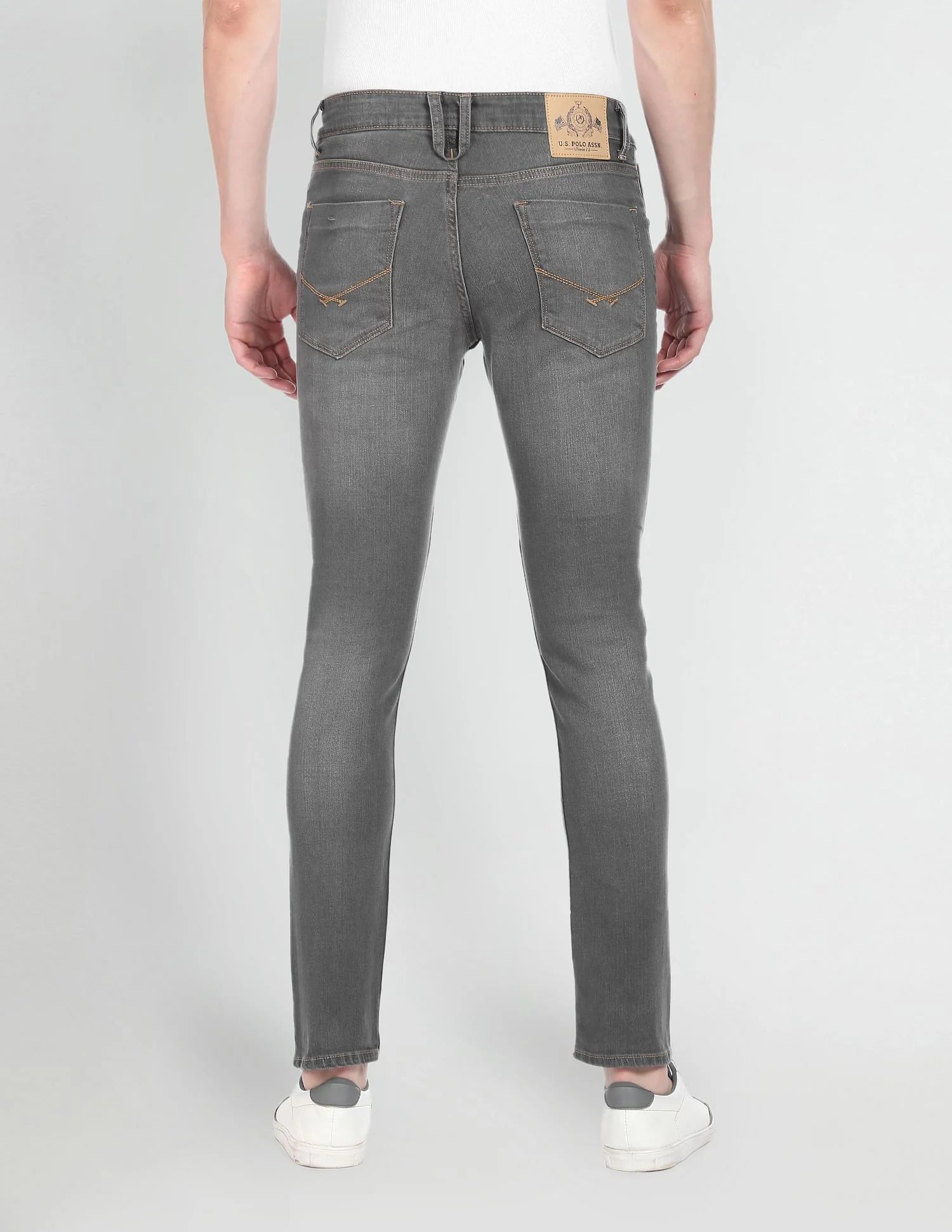 Brandon Slim Tapered Fit Stone Wash Jeans - Image 5