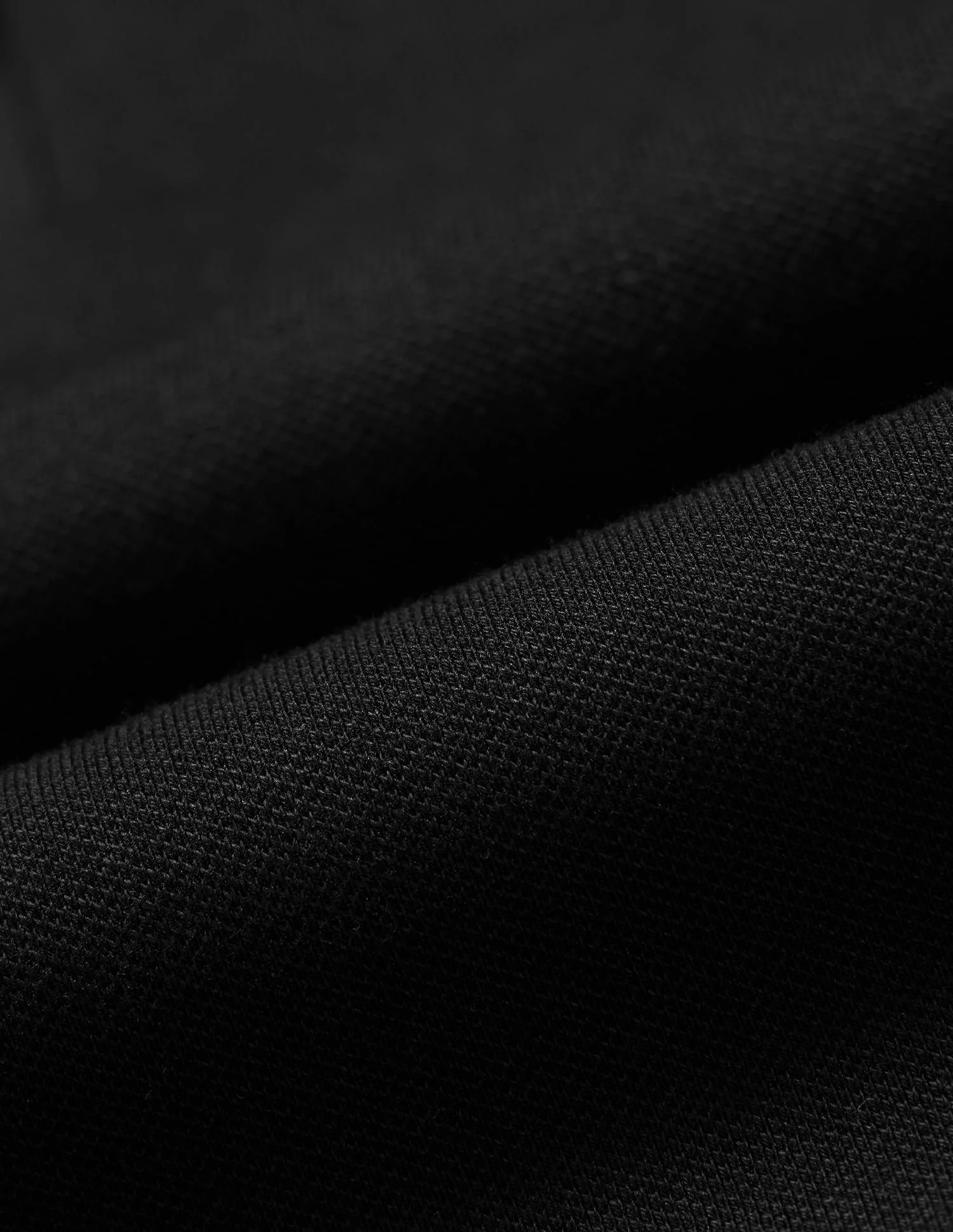 Broad Tipped Collar Solid Polo Shirt - Image 2