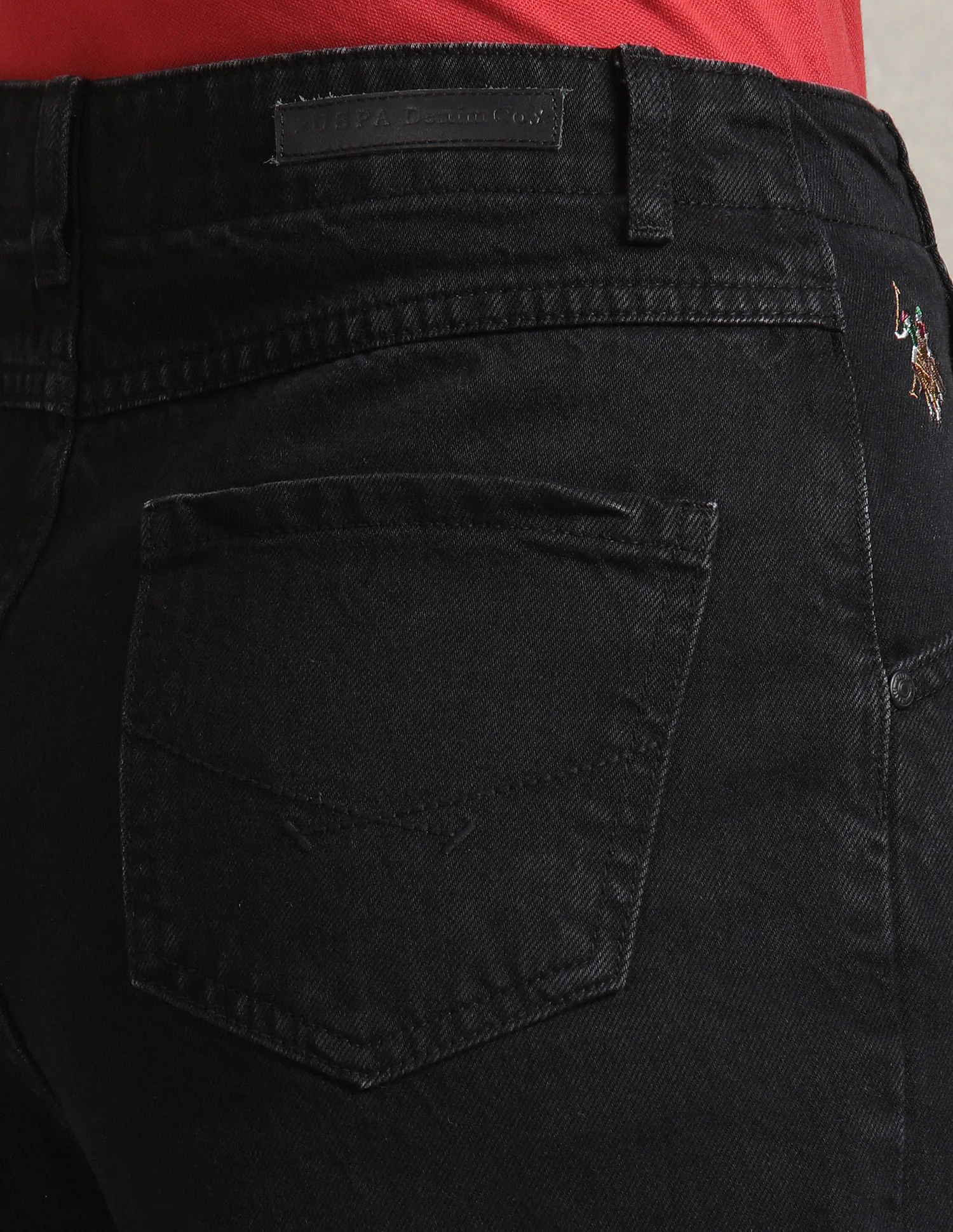 Carrot Fit Black Jeans - Image 7