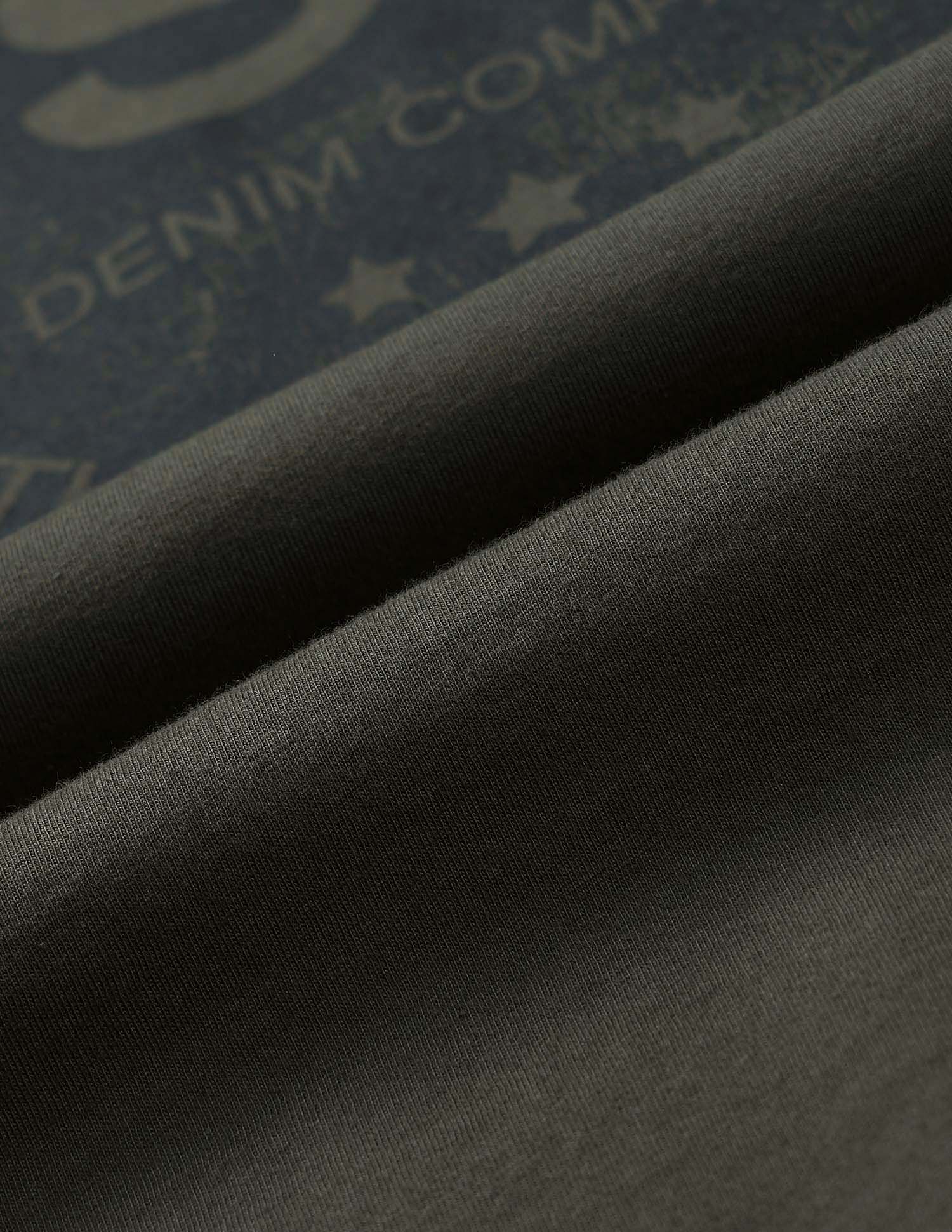 Circle Logo T-Shirt - Image 2
