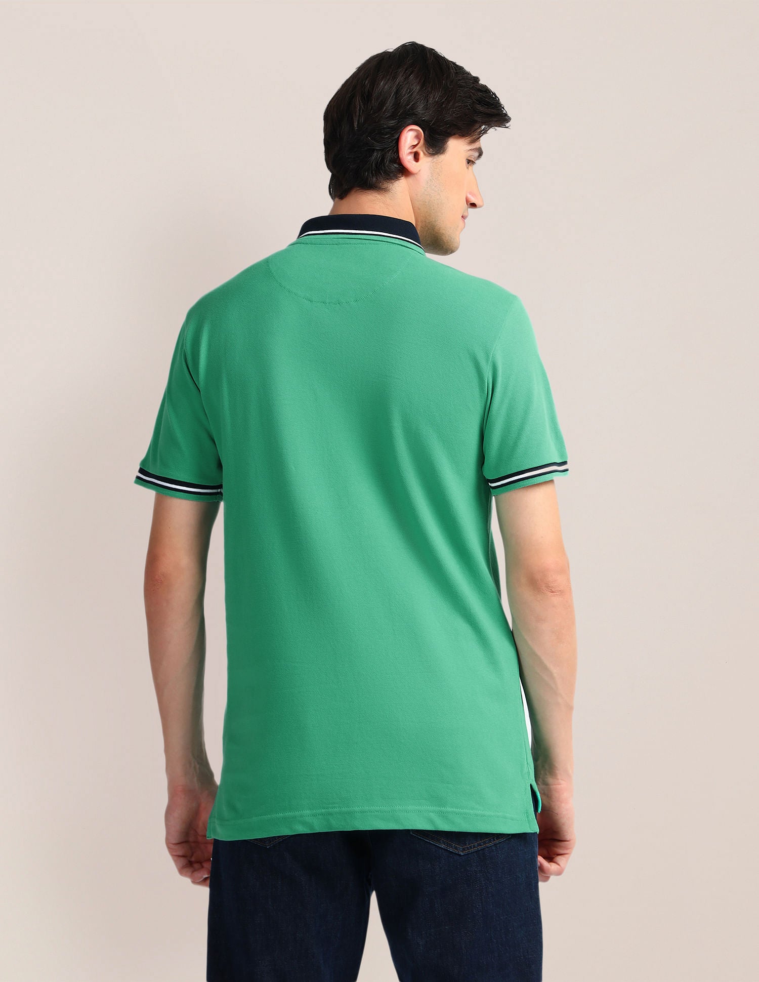 Contrast Collar Slim Polo Shirt - Image 5