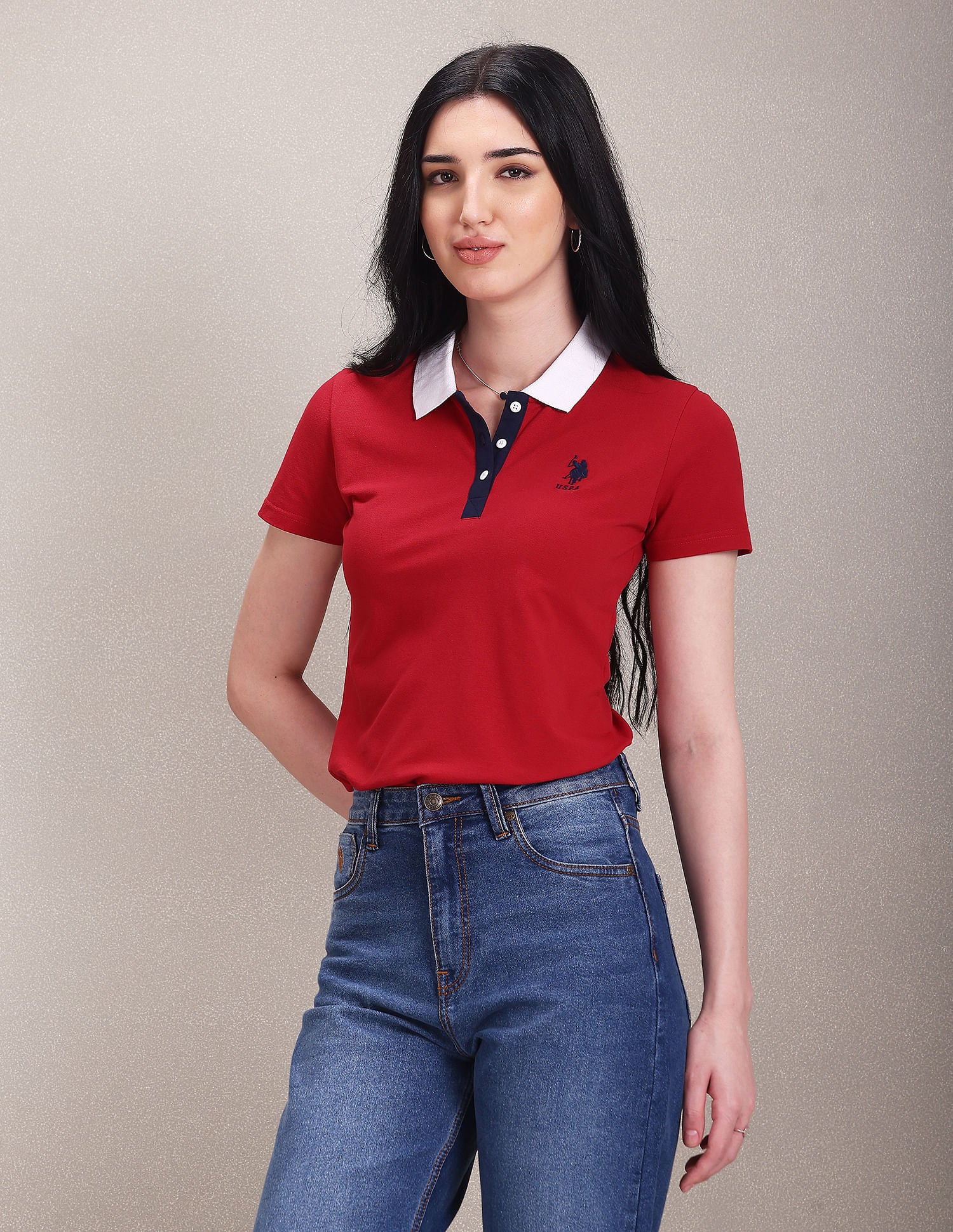 Contrast Collar Solid Polo Shirt - Image 4