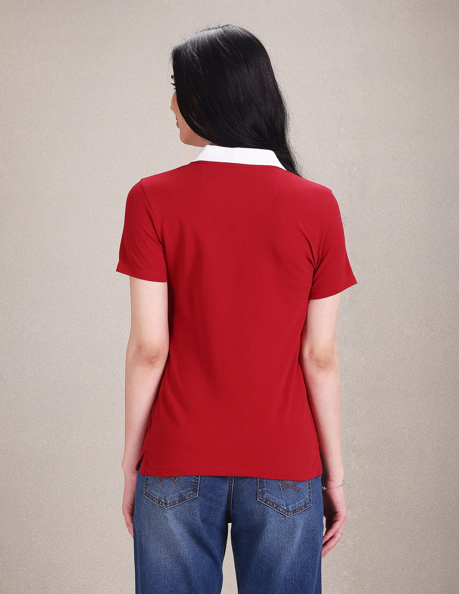 Contrast Collar Solid Polo Shirt - Image 5