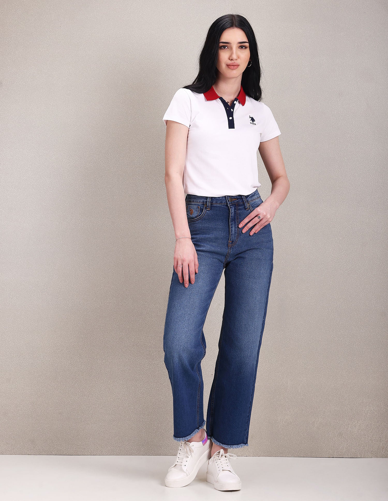 Contrast Collar Solid Polo Shirt - Image 3