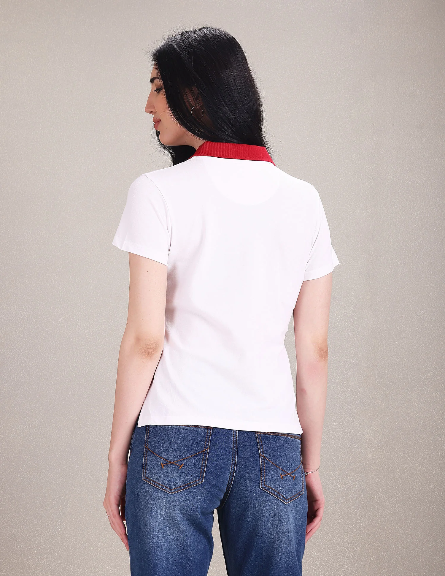 Contrast Collar Solid Polo Shirt - Image 5