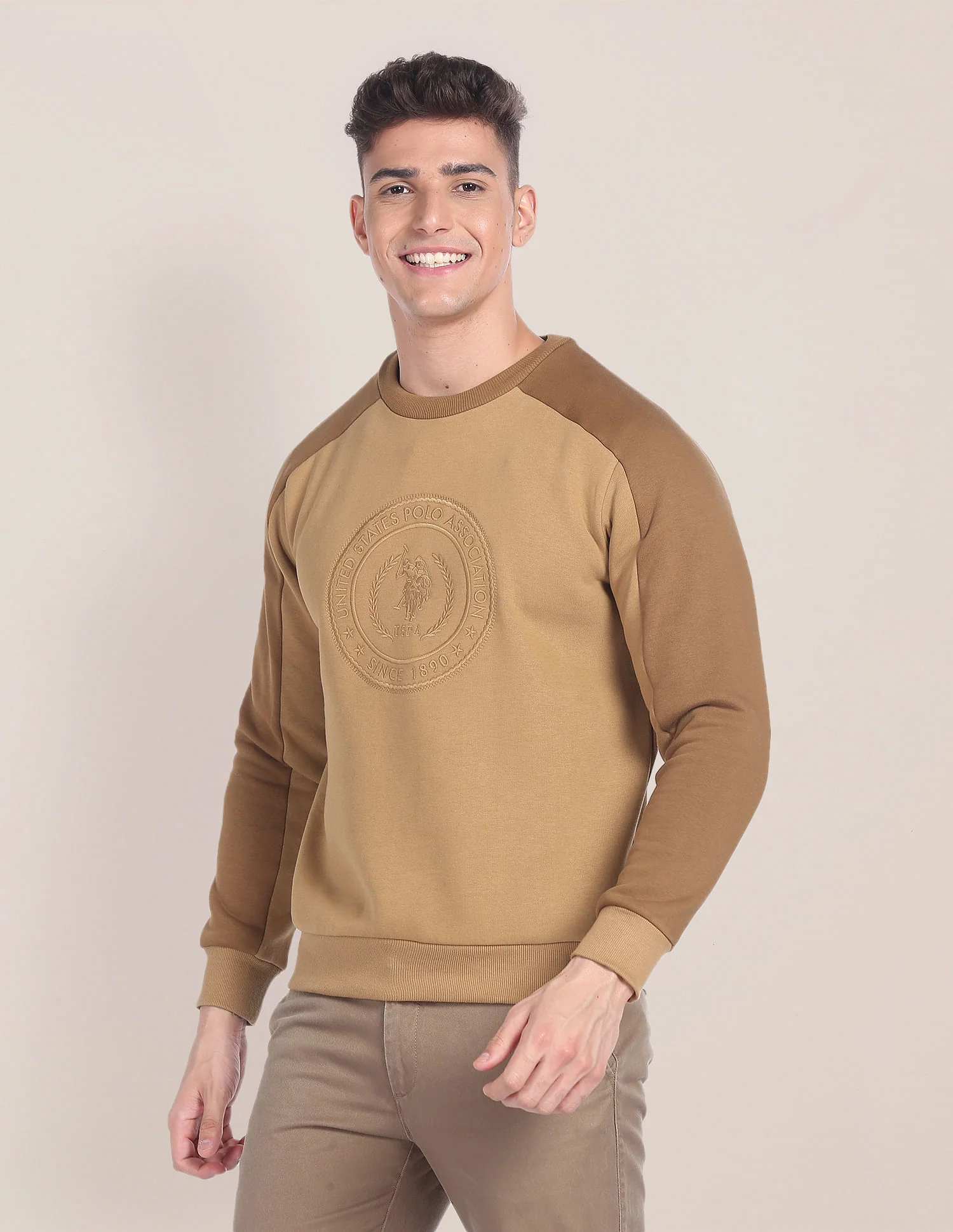 Crew Neck Embroidered Sweatshirt - Image 4