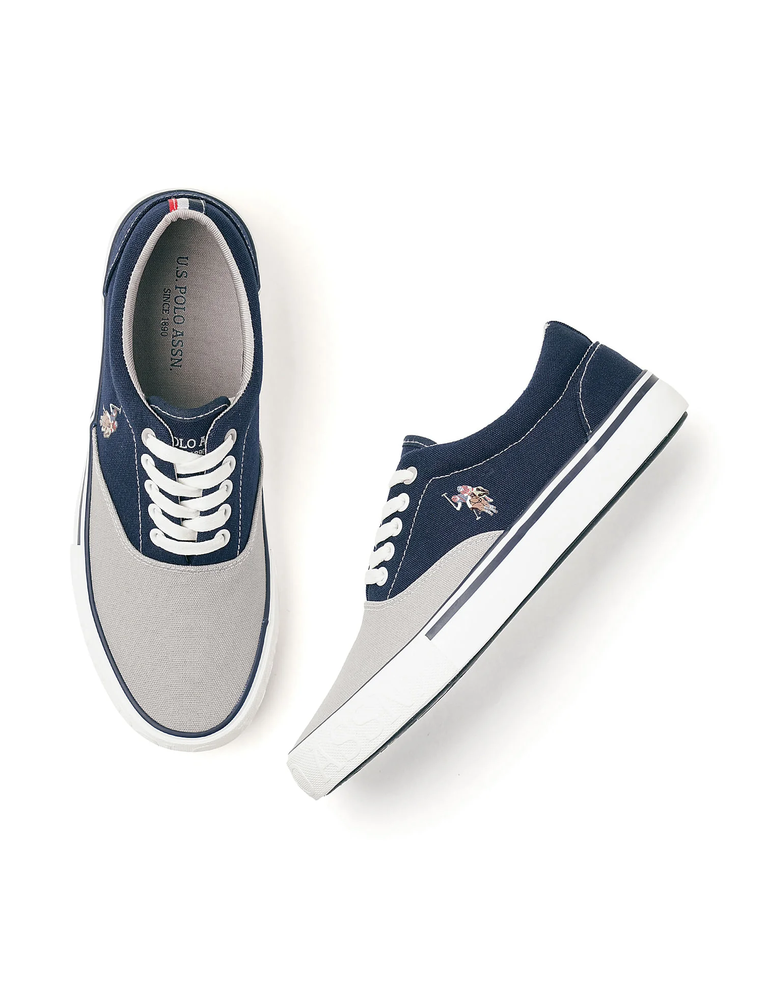 Men Clyde Navy Classics  Sneakers - Image 2