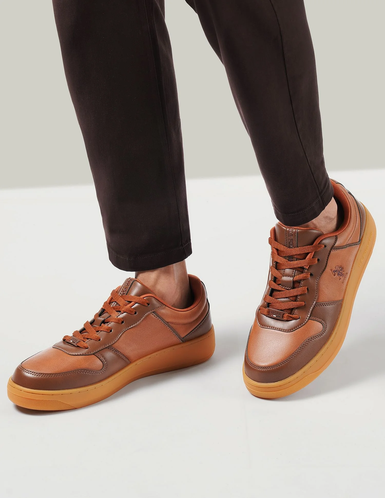 Men Colour Block Jaxon Sneakers