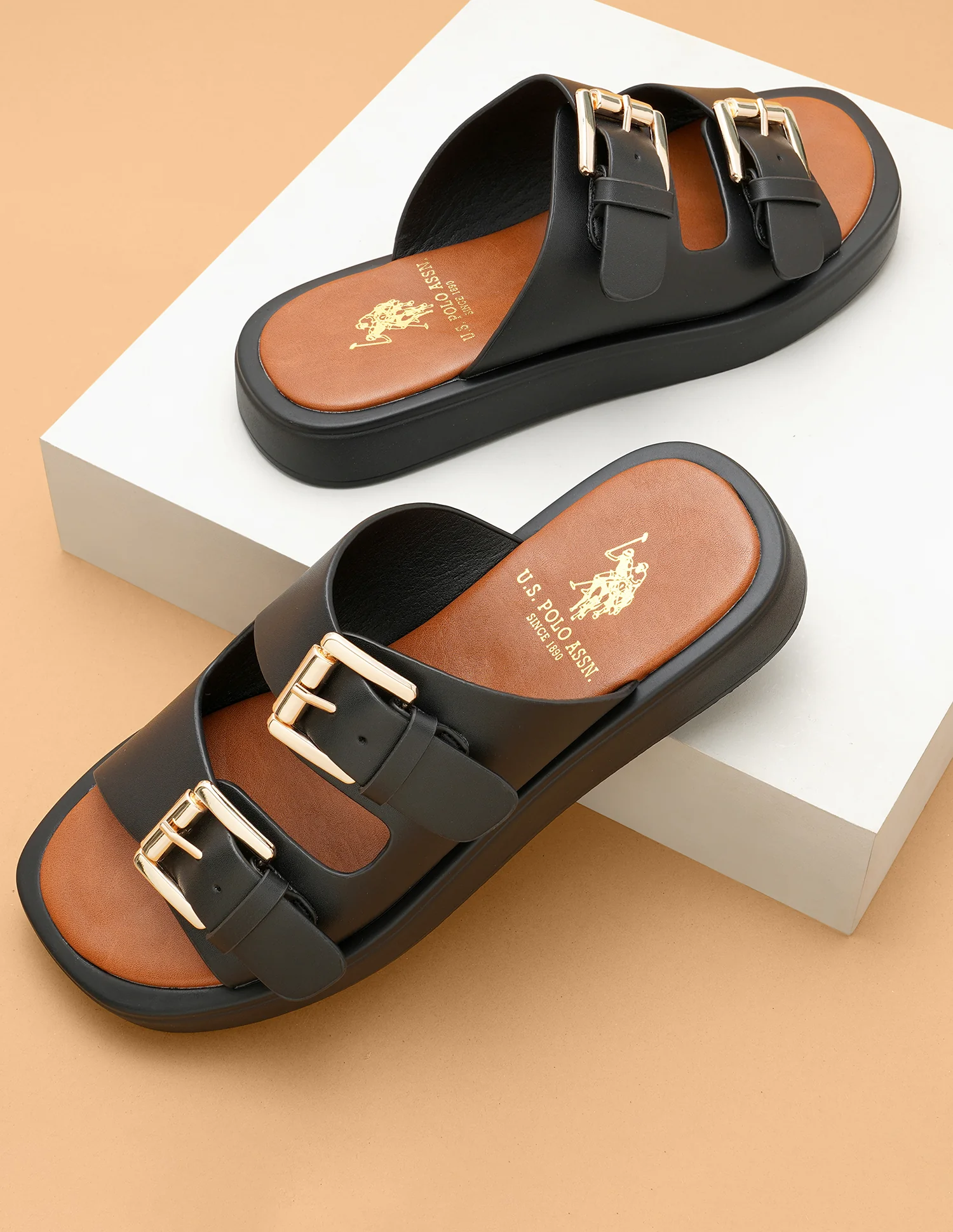 Textured Alandra Slipper