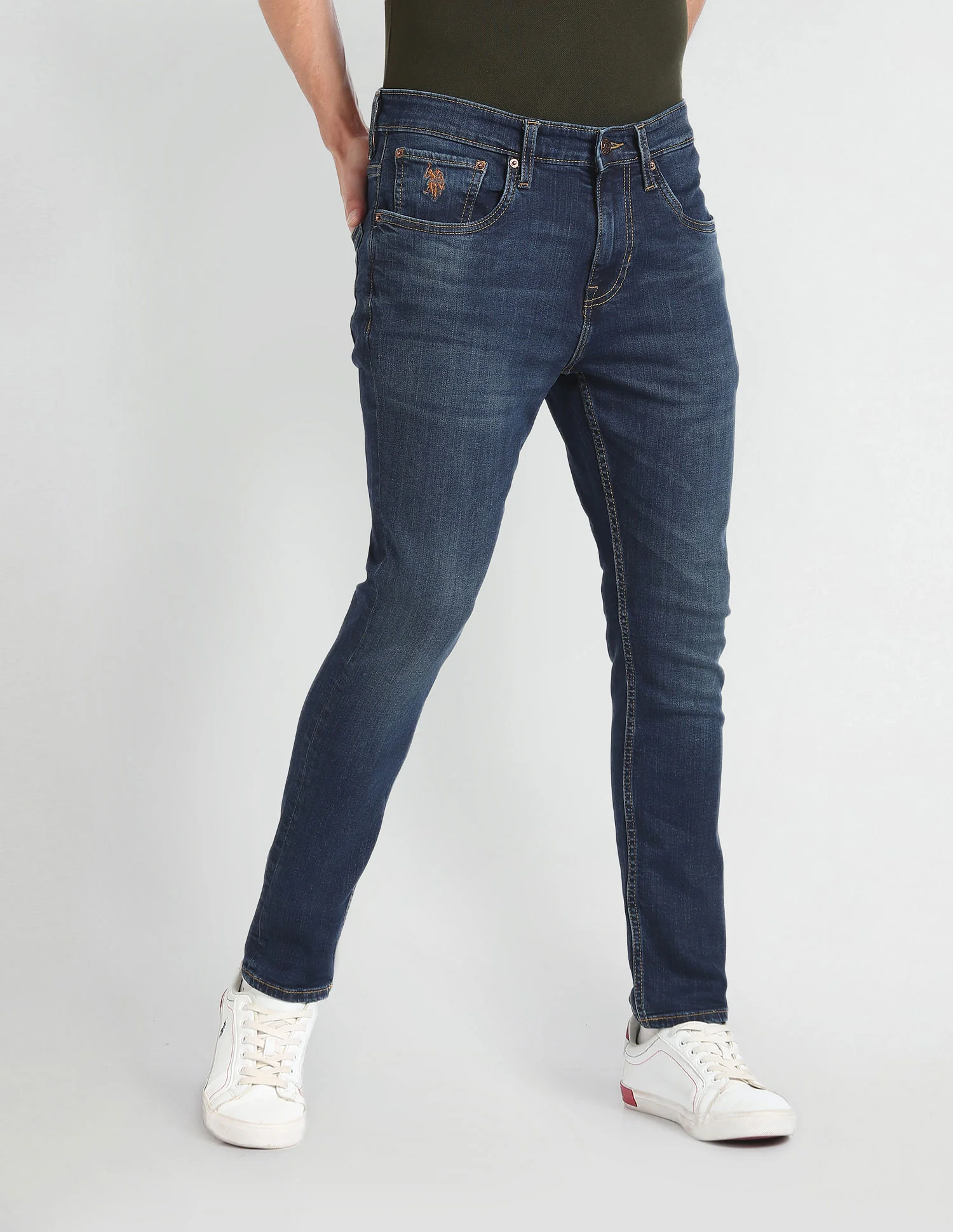 Henry Cropped Tapered Fit Blue Jeans
