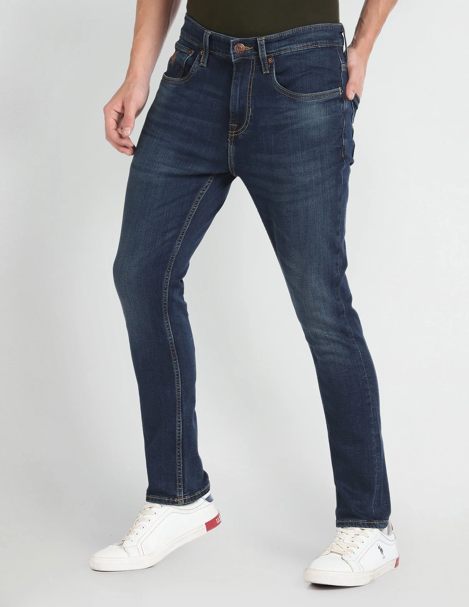 Henry Cropped Tapered Fit Blue Jeans - Image 4