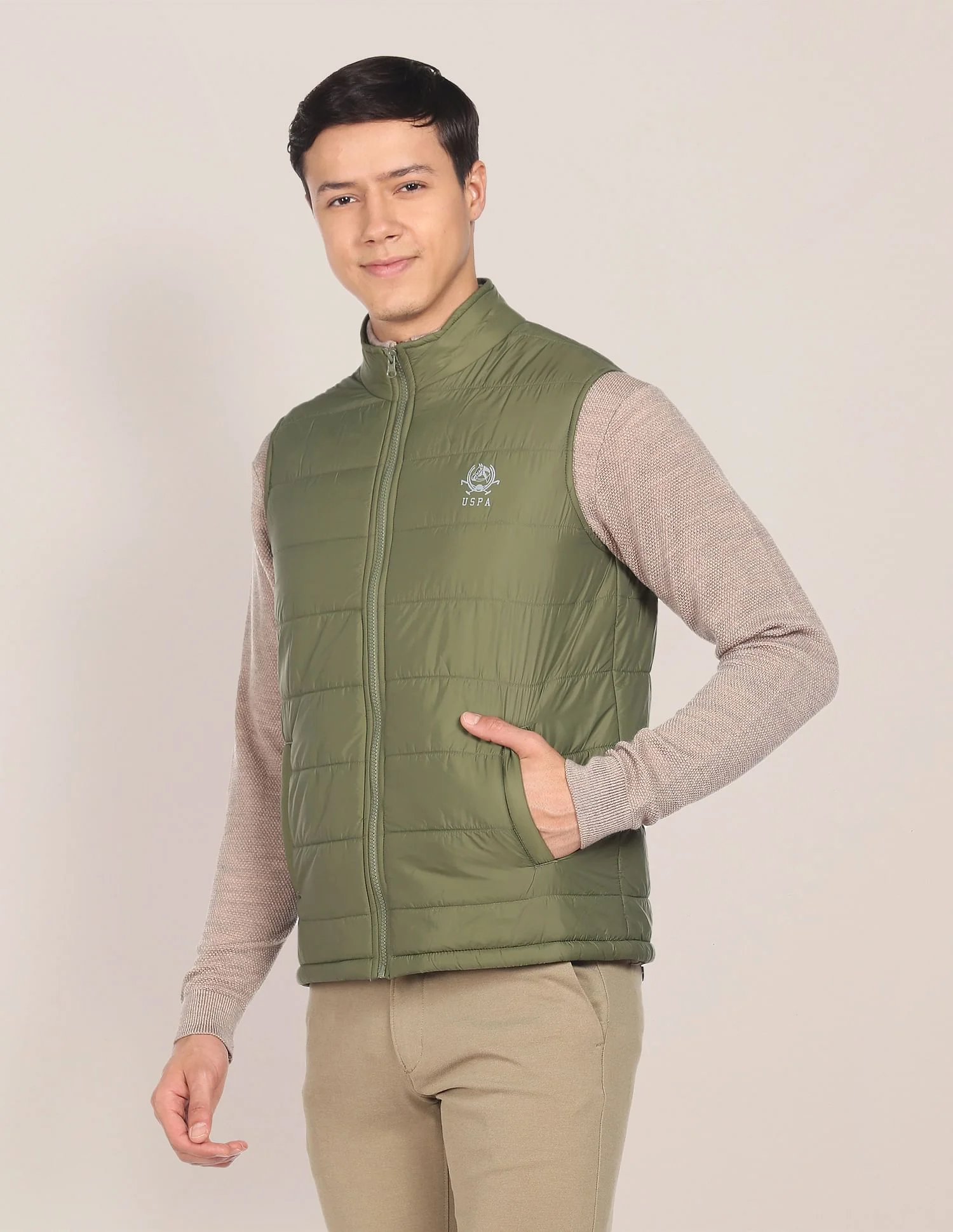 High Neck Sleeveless Solid Padded Jacket - Image 4