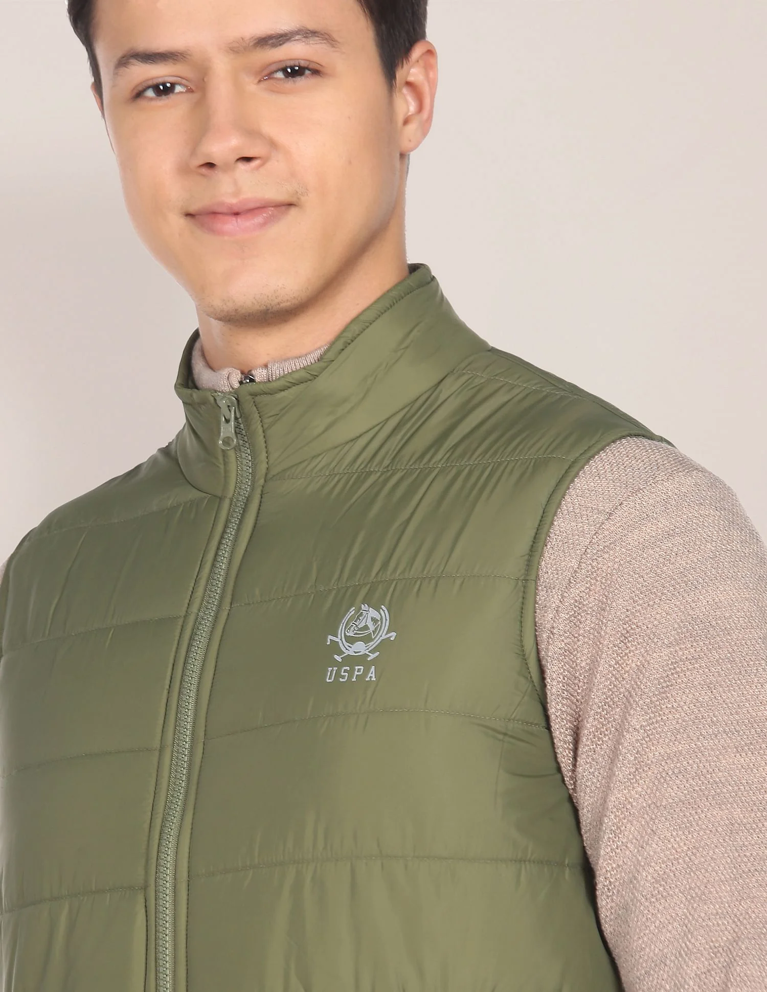 High Neck Sleeveless Solid Padded Jacket - Image 6