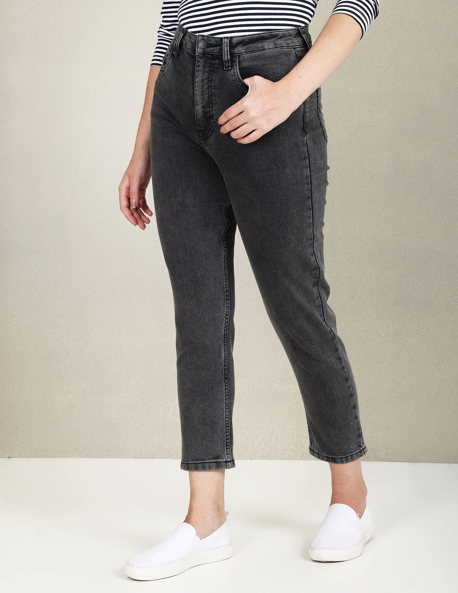 High Rise Mom Fit Jeans - Image 4