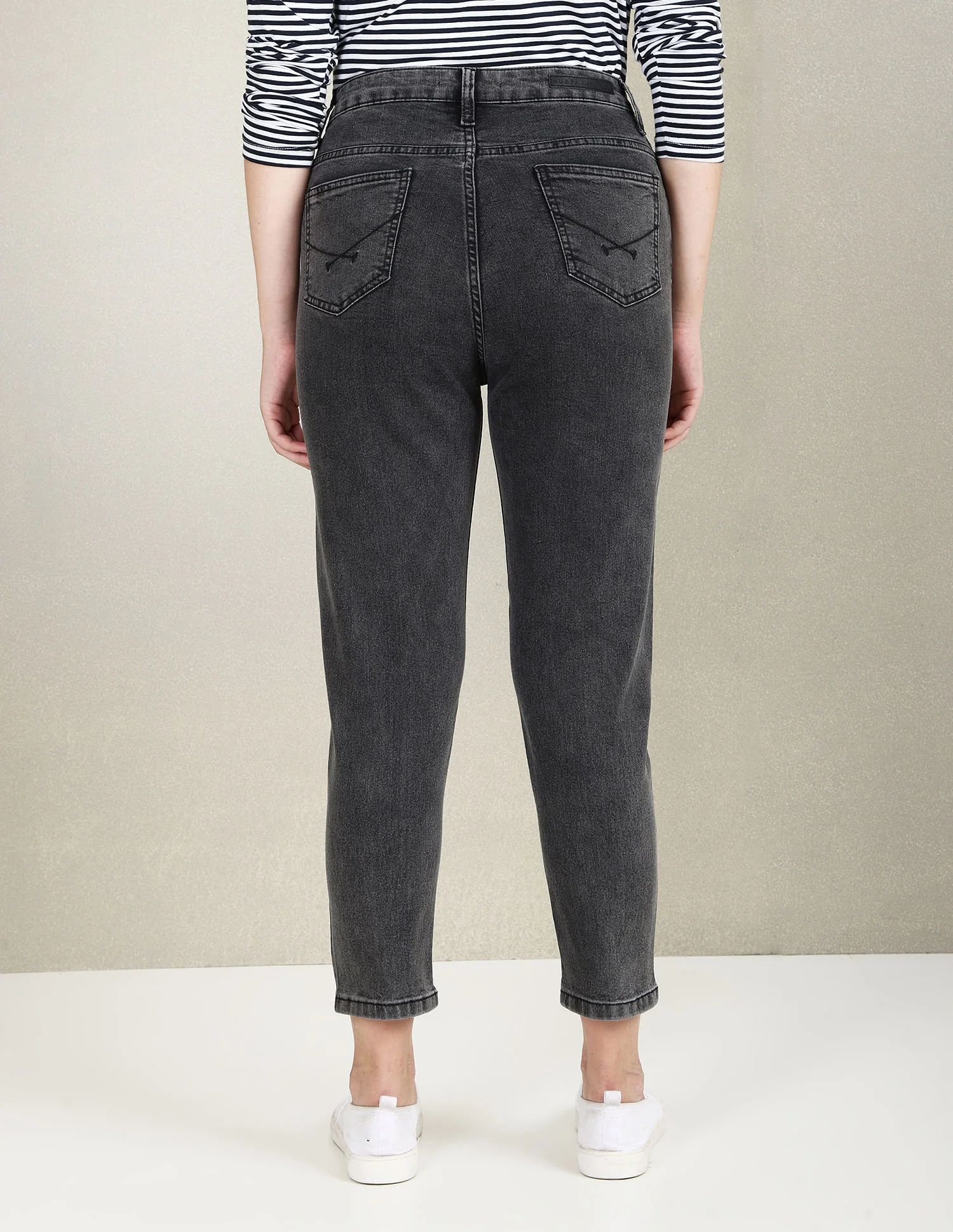 High Rise Mom Fit Jeans - Image 5