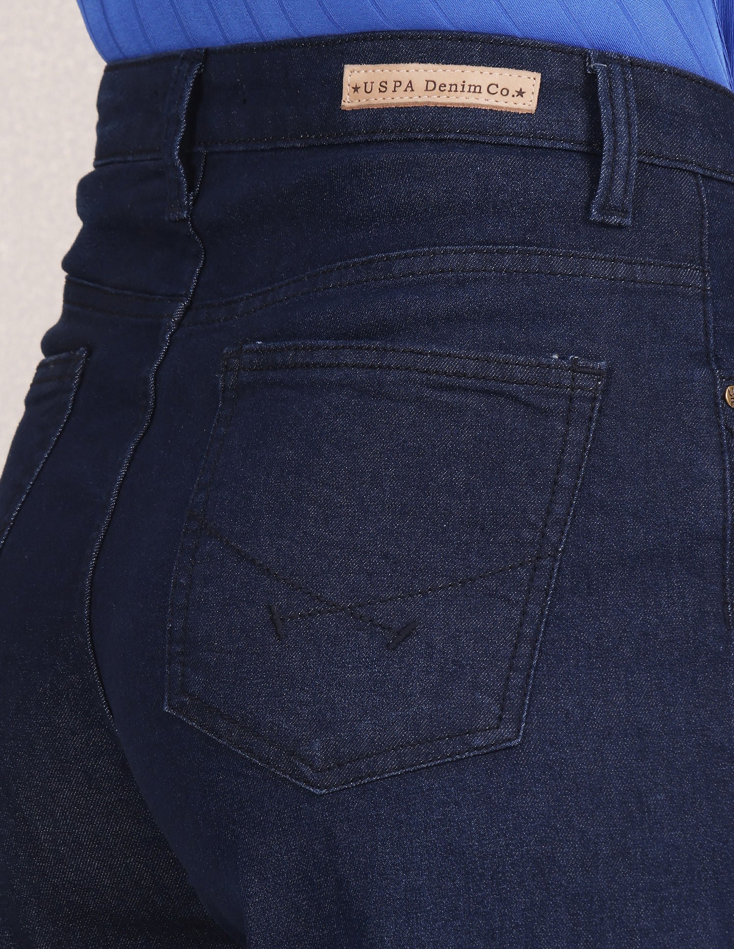 High Rise Rinsed Wide Leg Jeans - Image 7