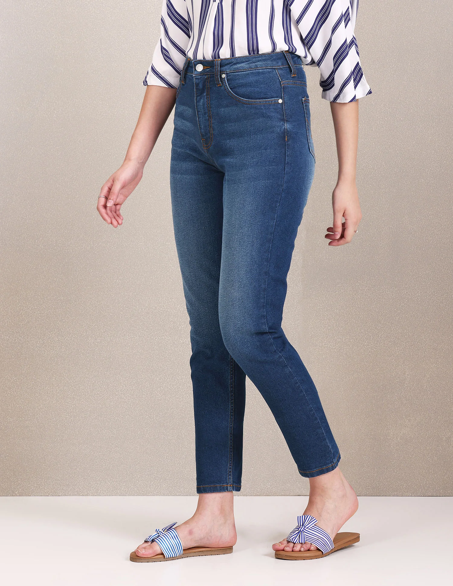 High Rise Slim Fit Jeans - Image 4