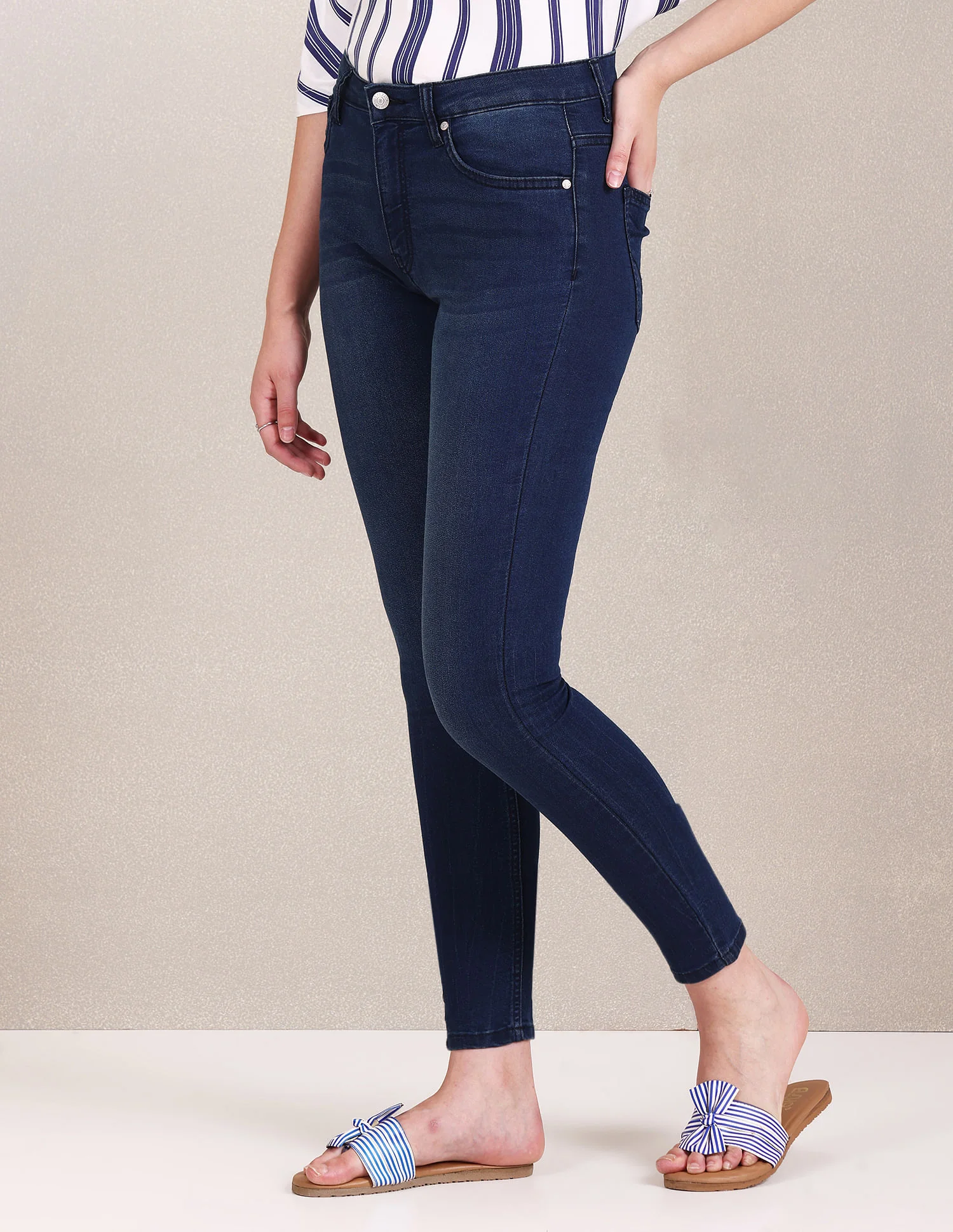 High Rise Stone Wash Jeans - Image 4