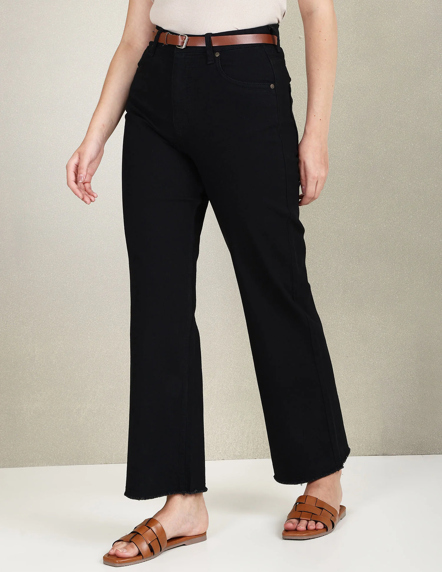 High Rise Wide Leg Rinsed Premium Jeans - Image 4