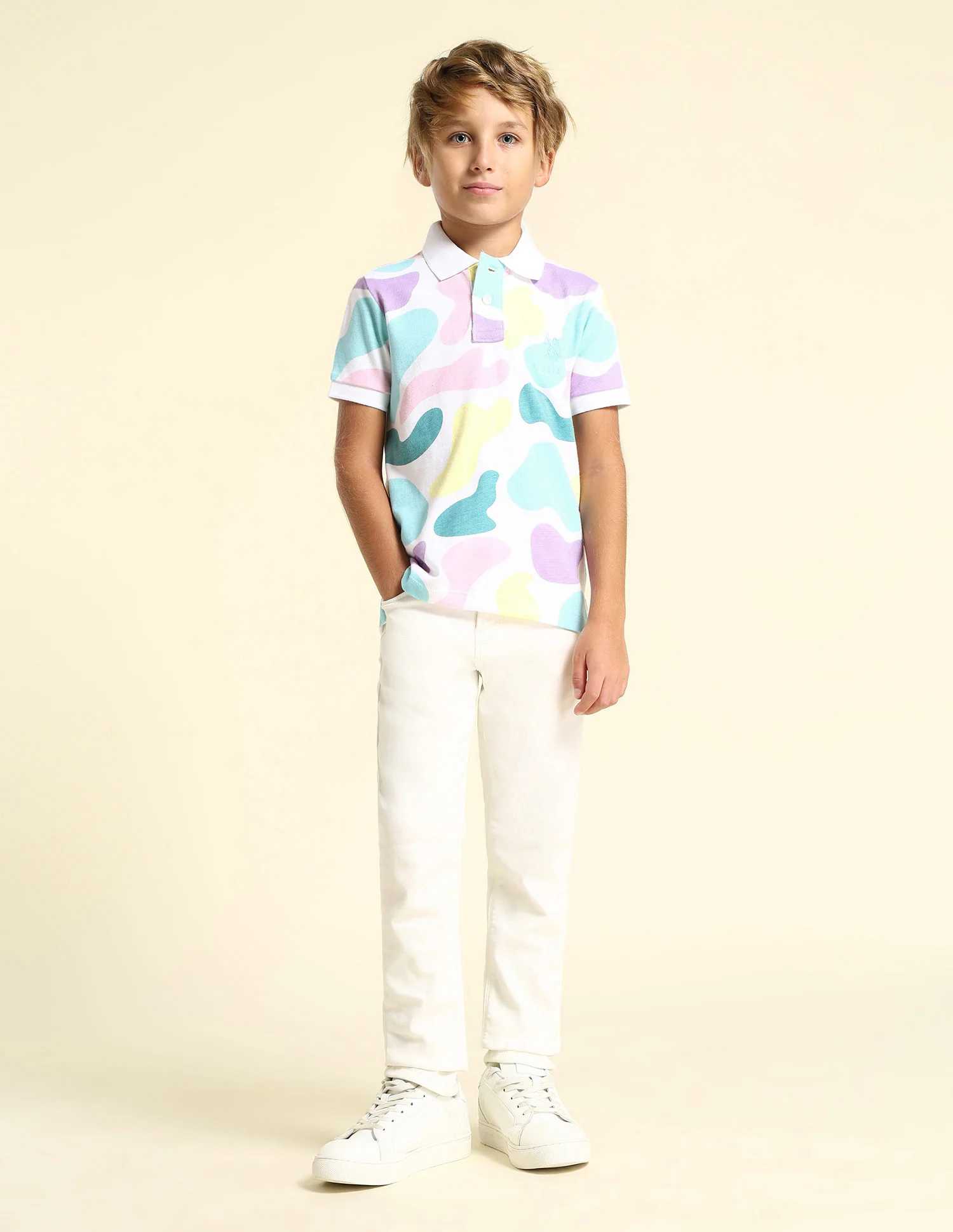 Boys Abstract Printed Regular Fit Polo Shirt - Image 3