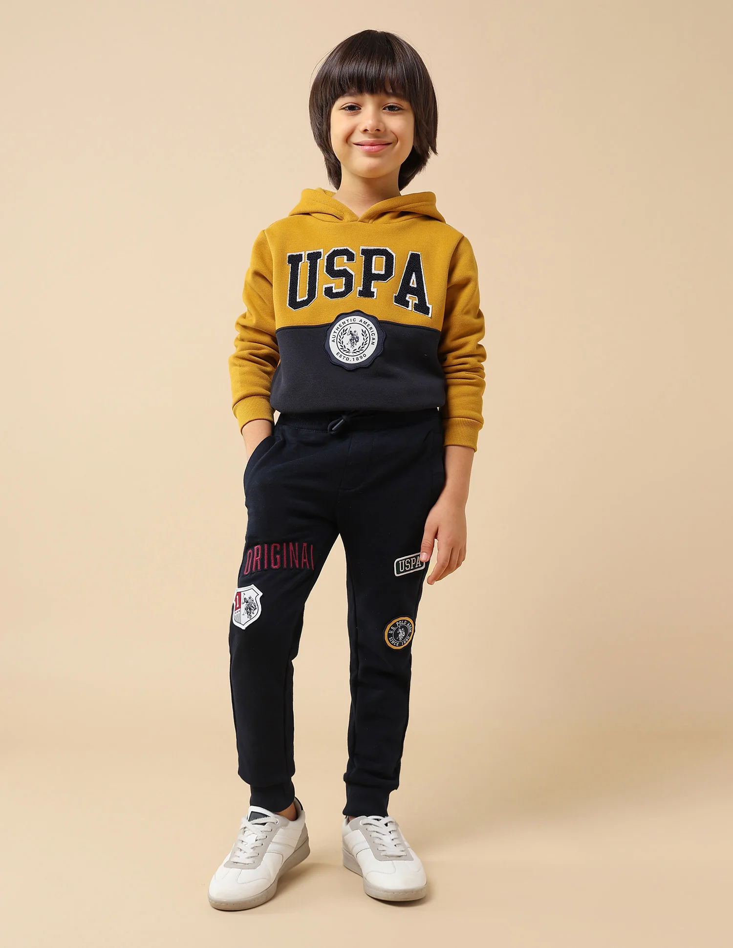 Boys Brand Appliqued Regular Fit Joggers - Image 3