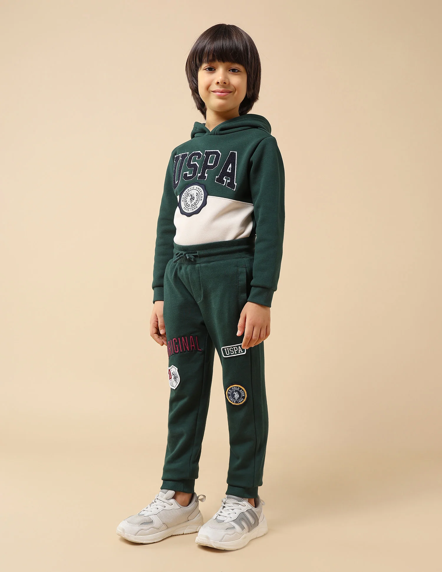 Boys Brand Appliqued Regular Fit Joggers - Image 4