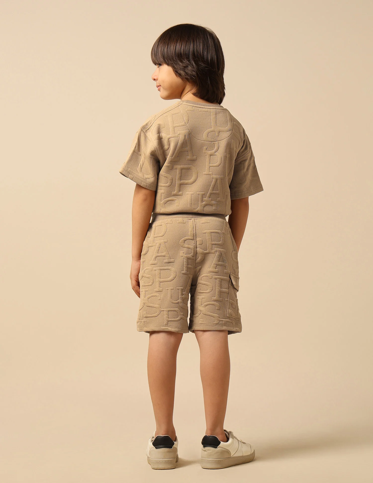 Boys Brand Embossed Regular Fit Shorts - Image 5