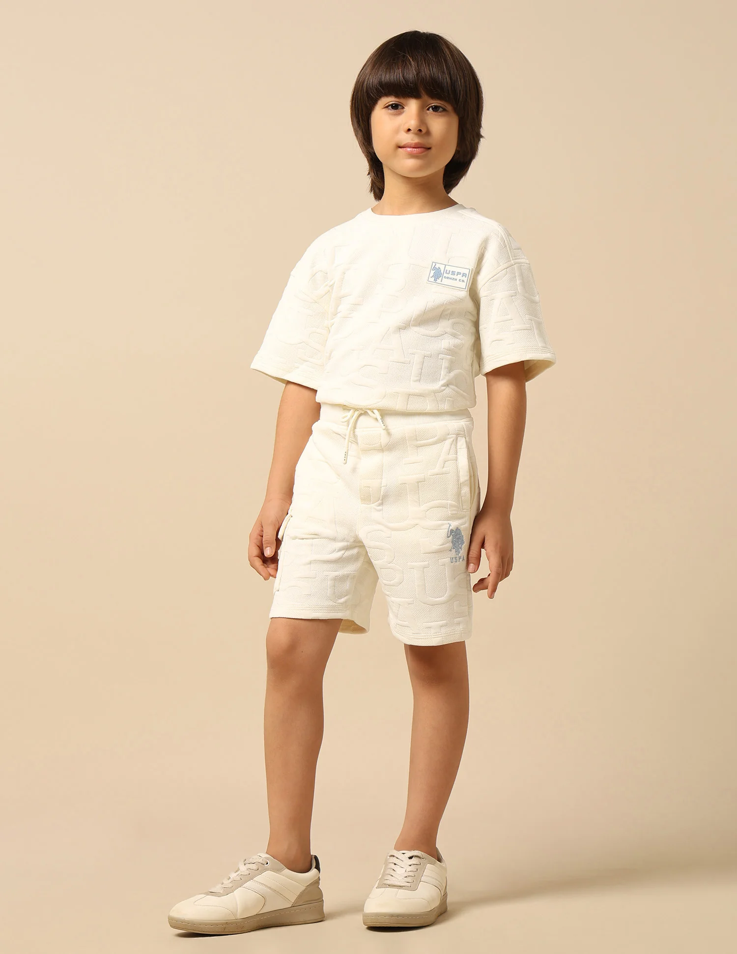 Boys Brand Embossed Regular Fit Shorts - Image 4