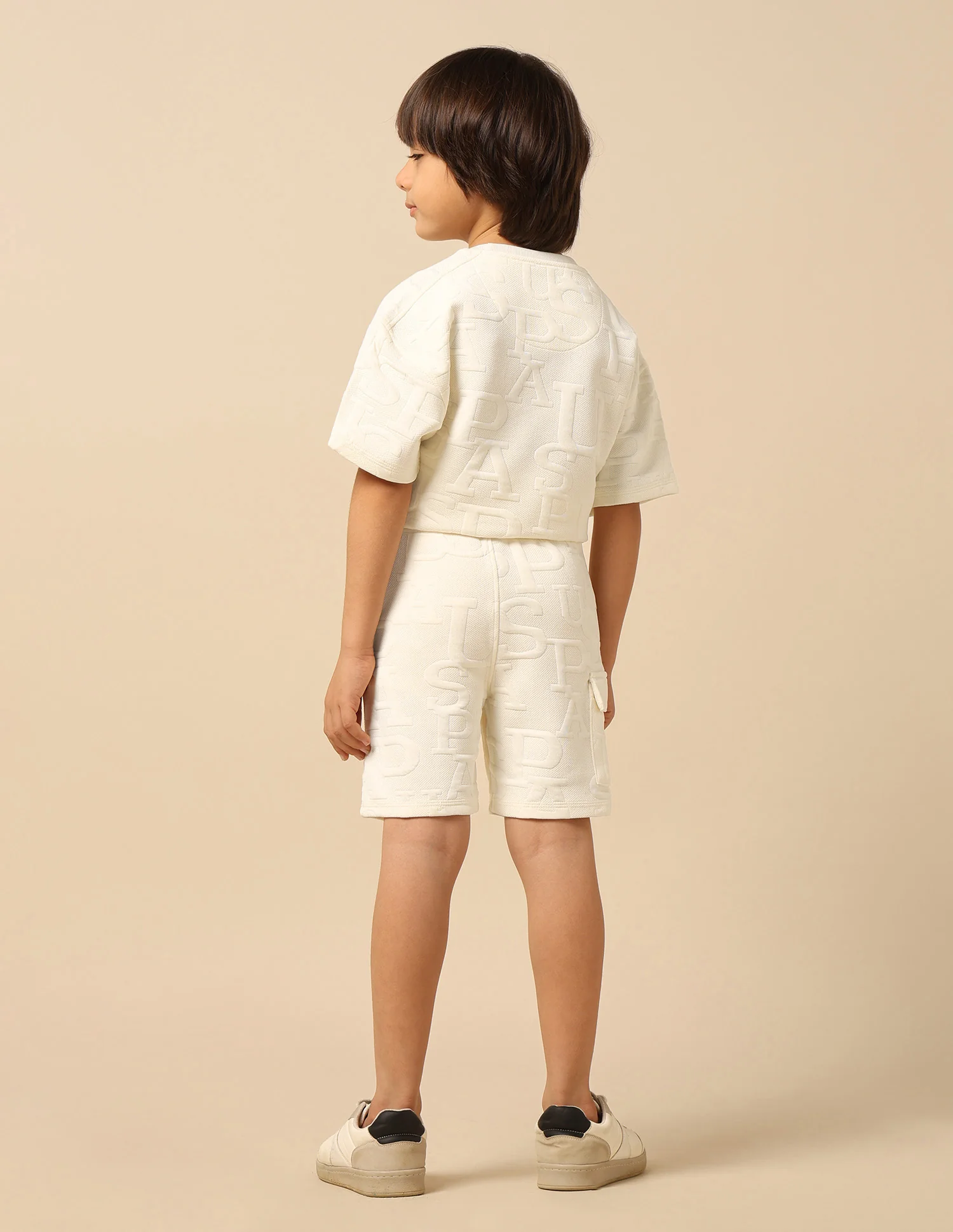 Boys Brand Embossed Regular Fit Shorts - Image 5