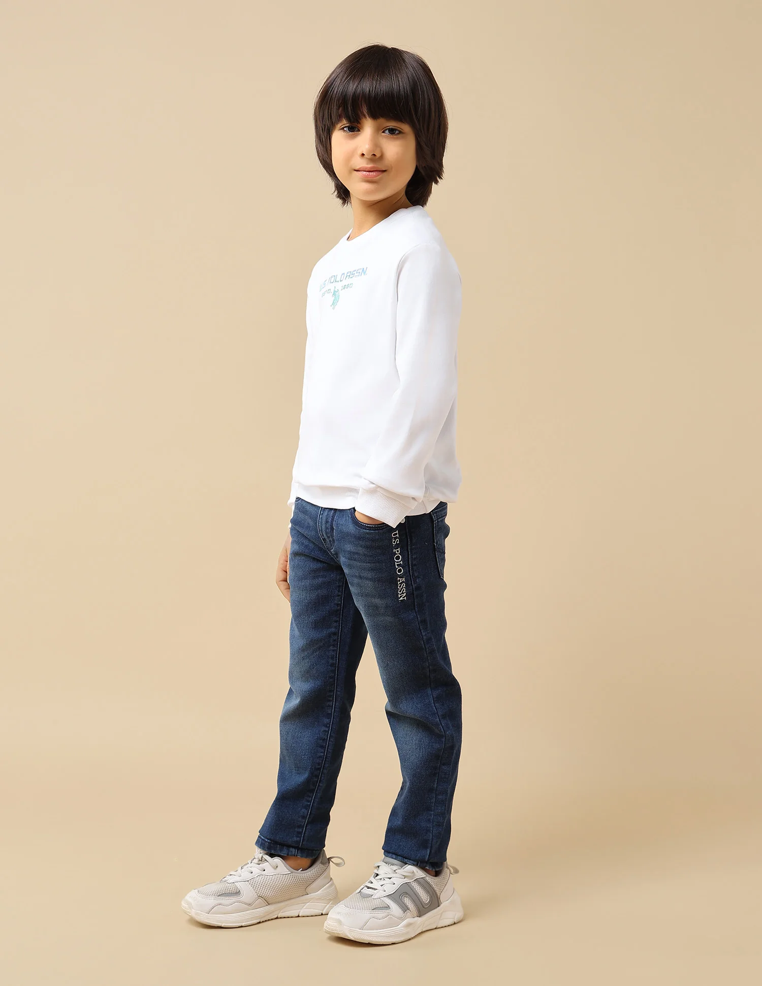 Boys Brand Embossed Regular Fit Sweatshirt - Image 4