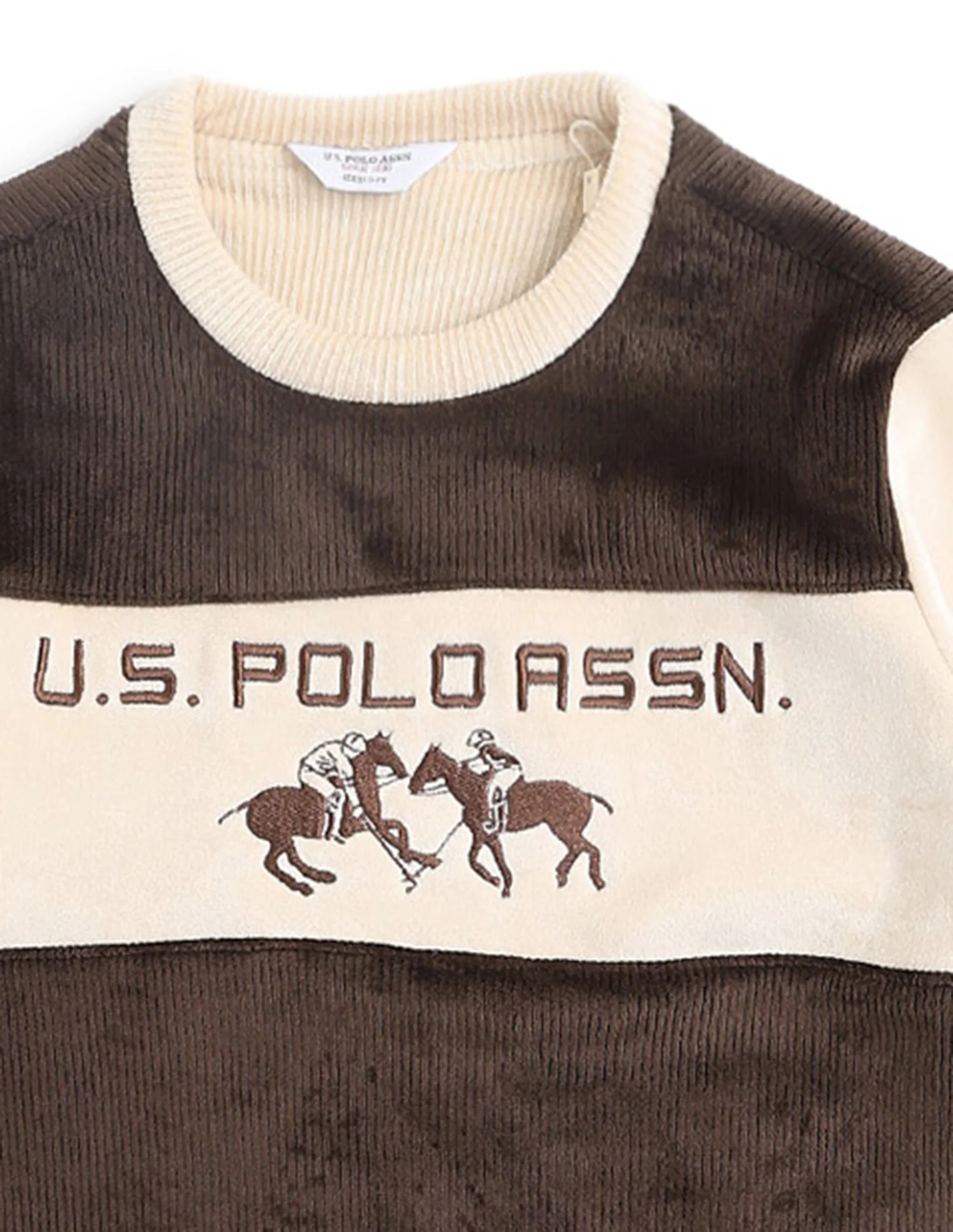 Boys Brand Embroidered Regular Fit Sweatshirt - Image 10