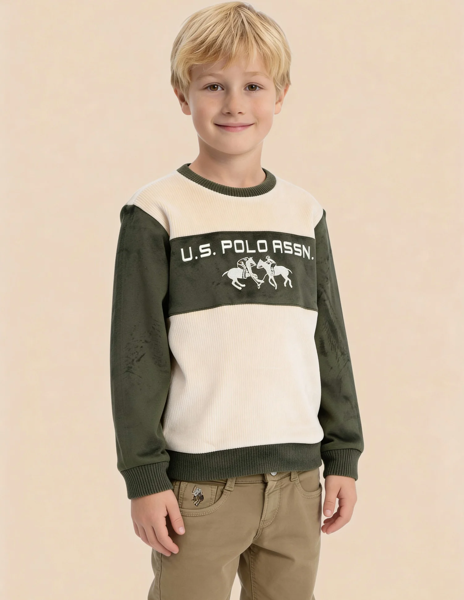 Boys Brand Embroidered Regular Fit Sweatshirt - Image 4