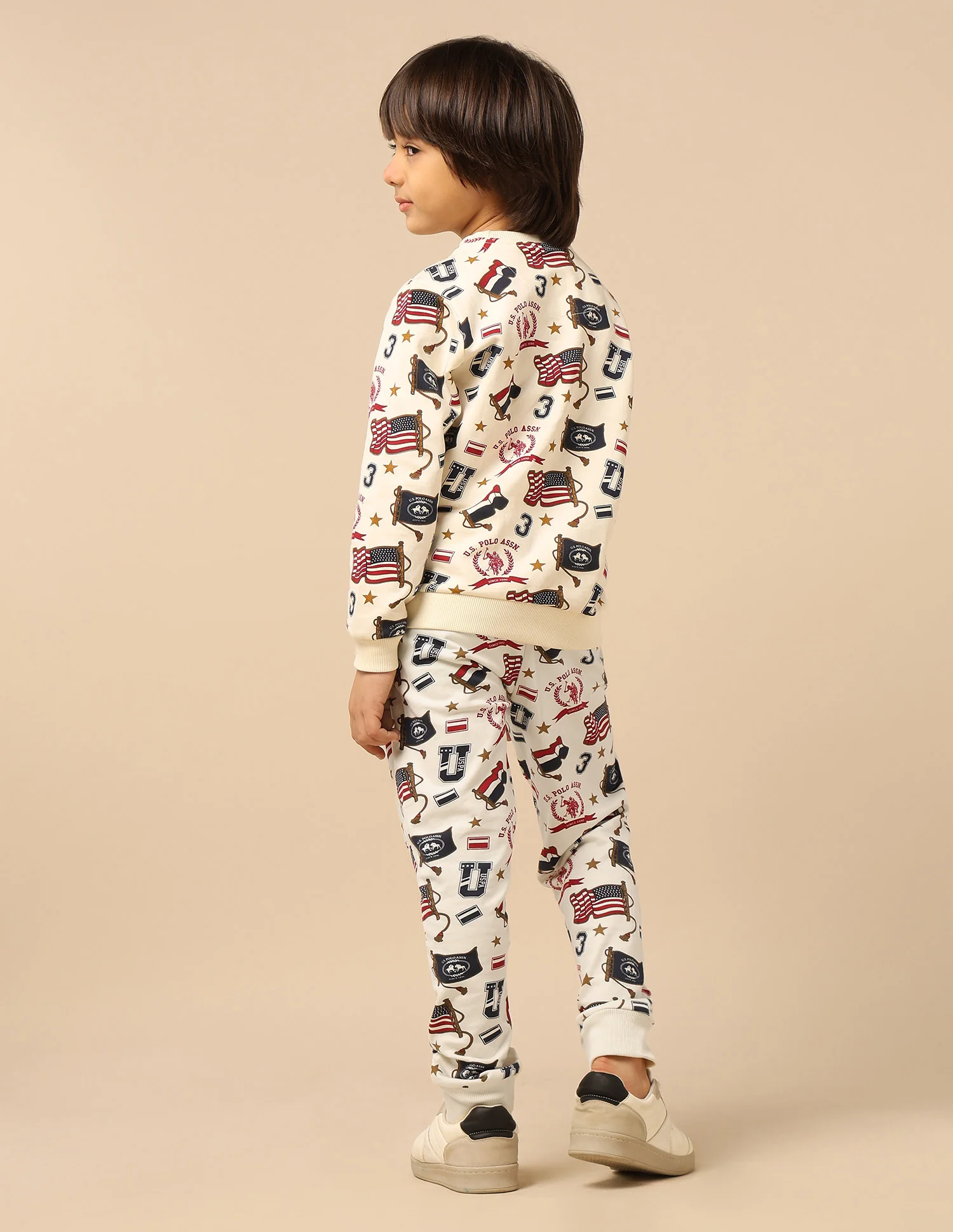Boys Brand Printed Regular Fit Joggers - Image 5
