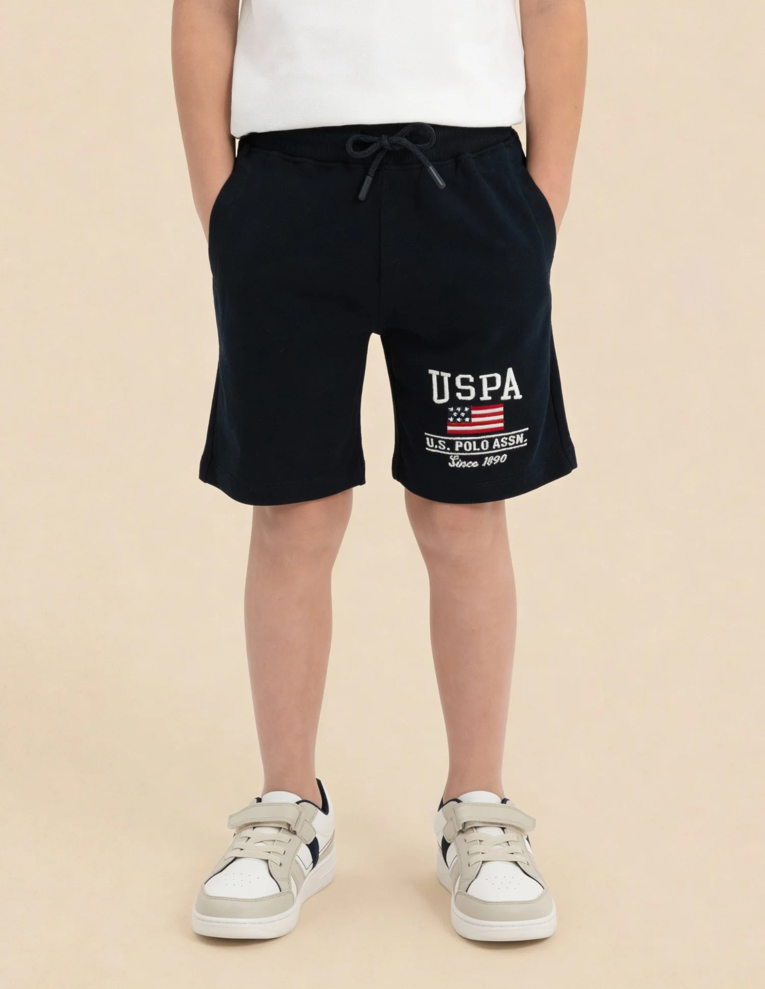 Boys Brand Printed Regular Fit Shorts - Image 3