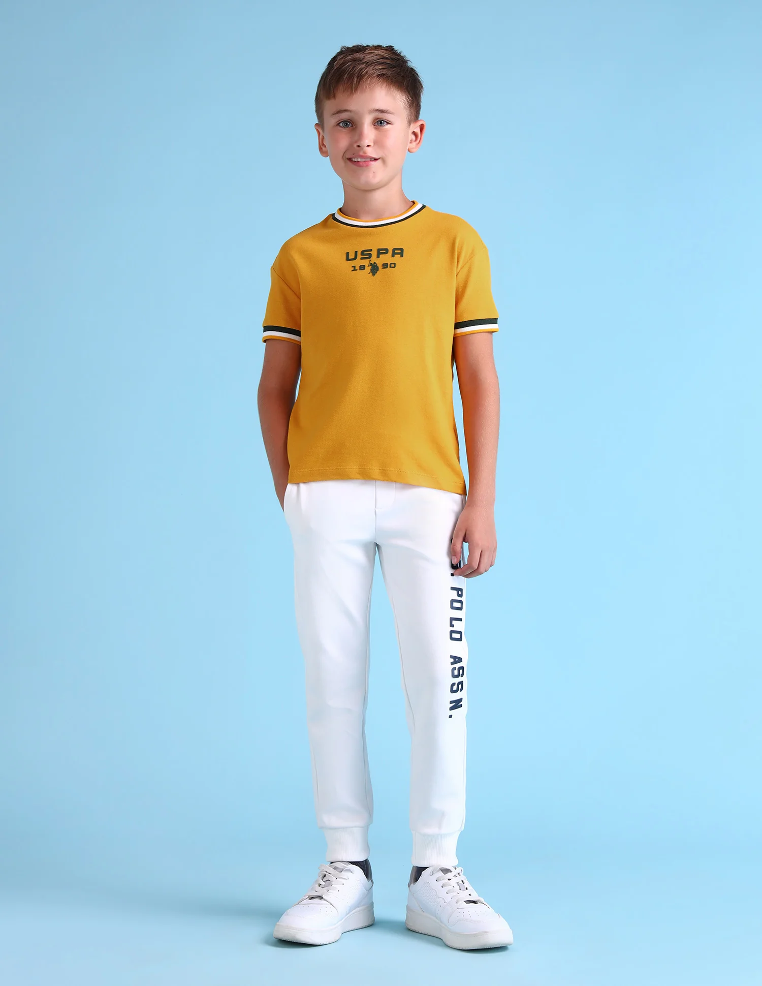 Boys Brand Printed Regular Fit T-Shirt - Image 3