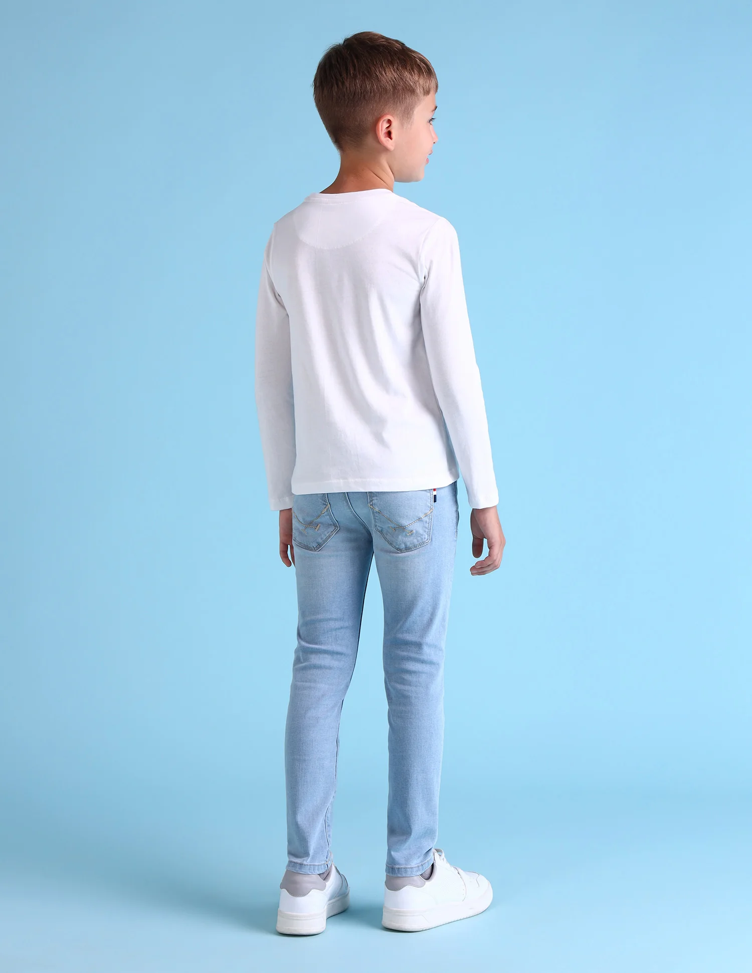 Boys Brand Printed T-Shirt - Image 4