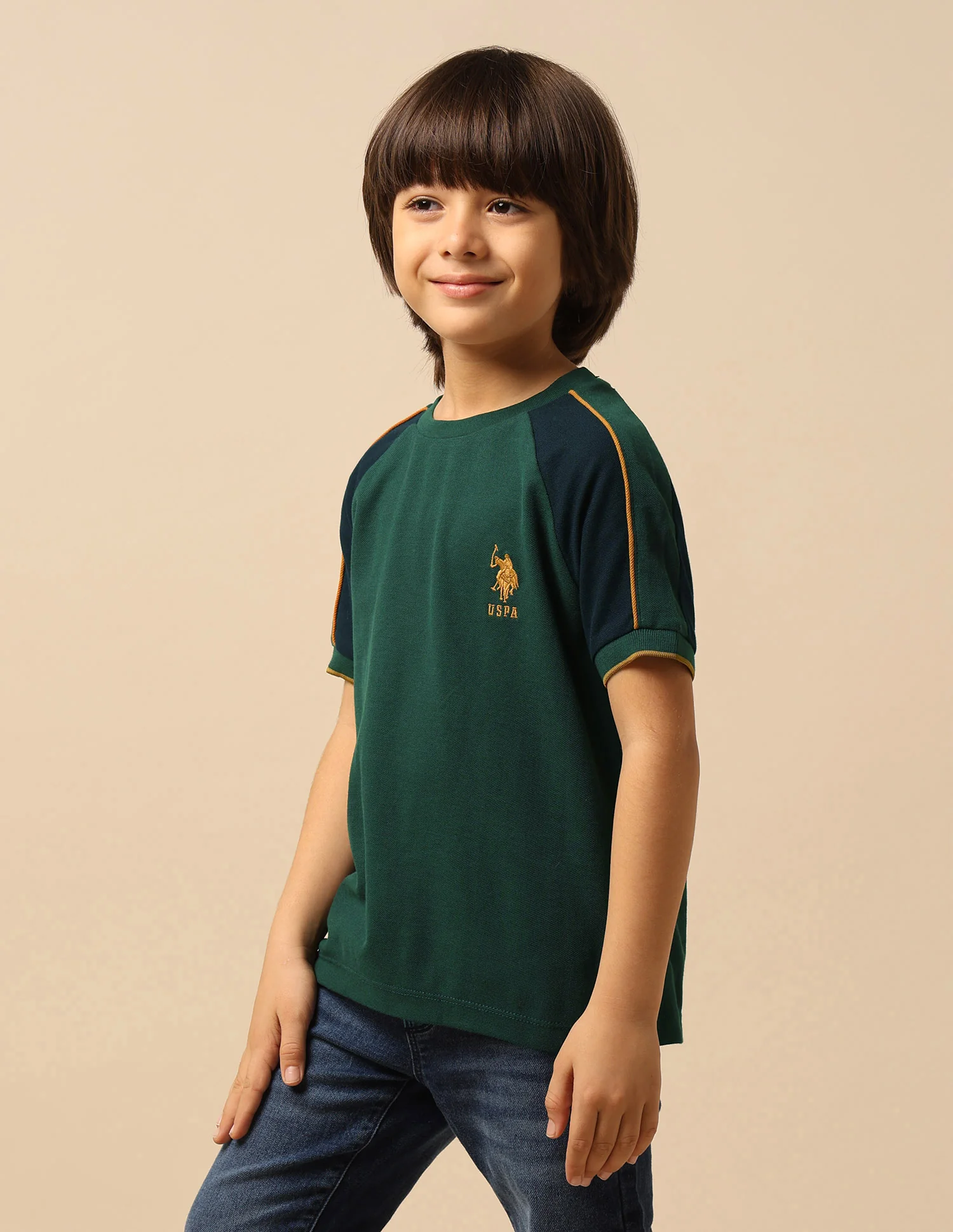 Boys Colour Blocked Regular Fit T-Shirt - Image 4