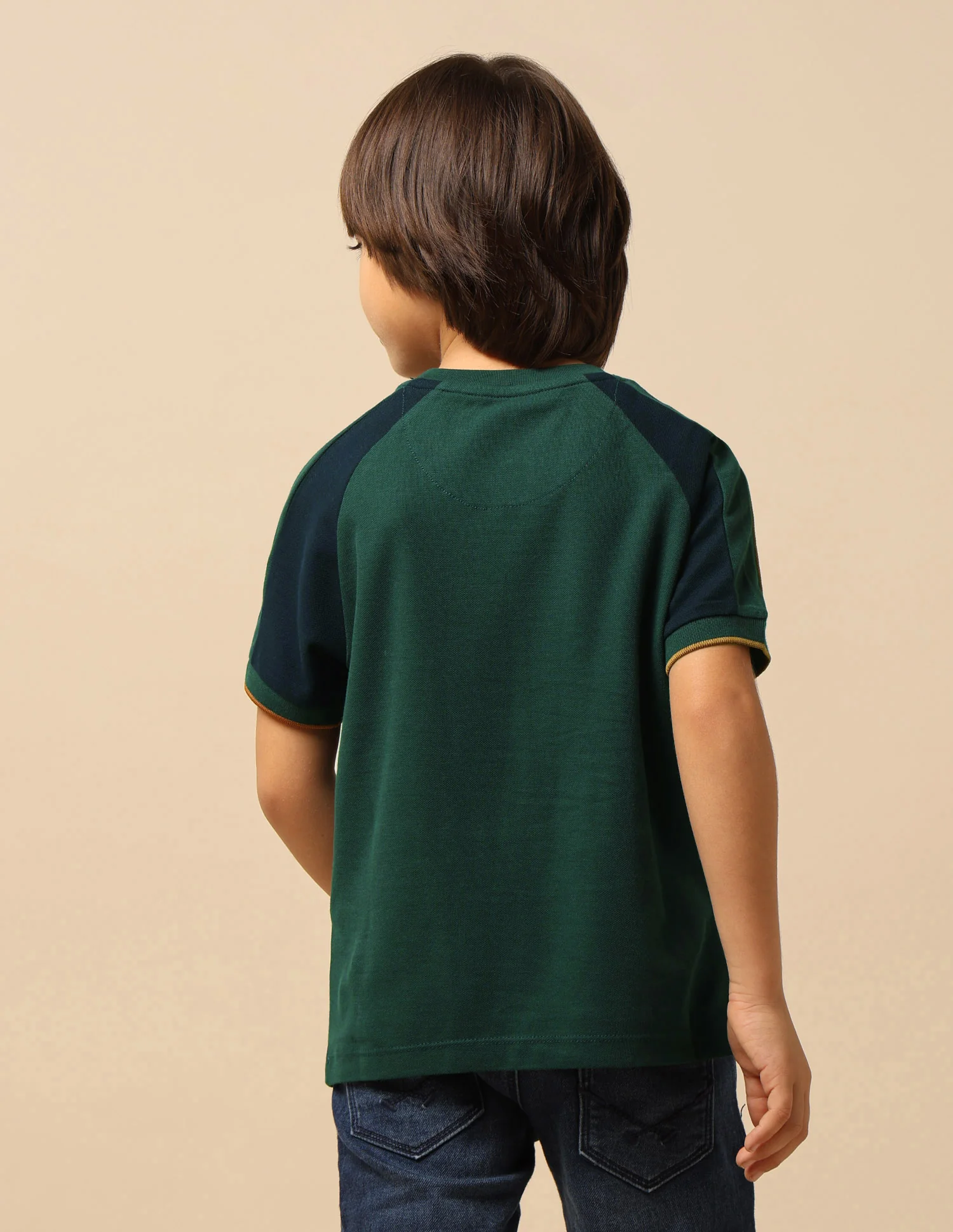 Boys Colour Blocked Regular Fit T-Shirt - Image 5