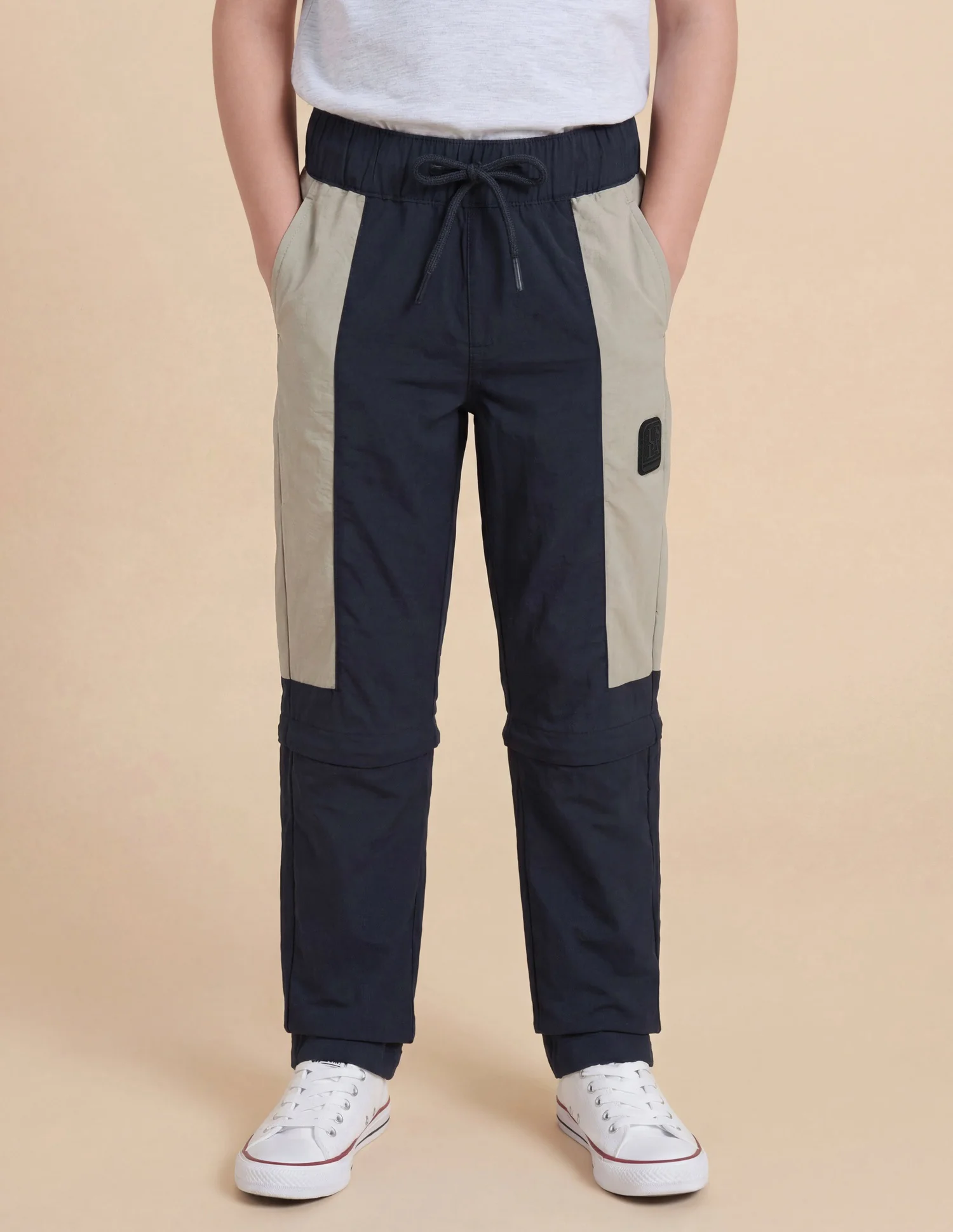 Boys Colourblocked Regular Fit Joggers - Image 3