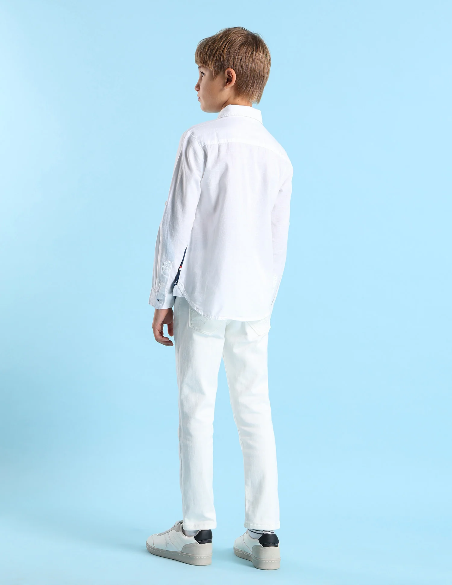 Boys Colourblocked Regular Fit Shirt - Image 4
