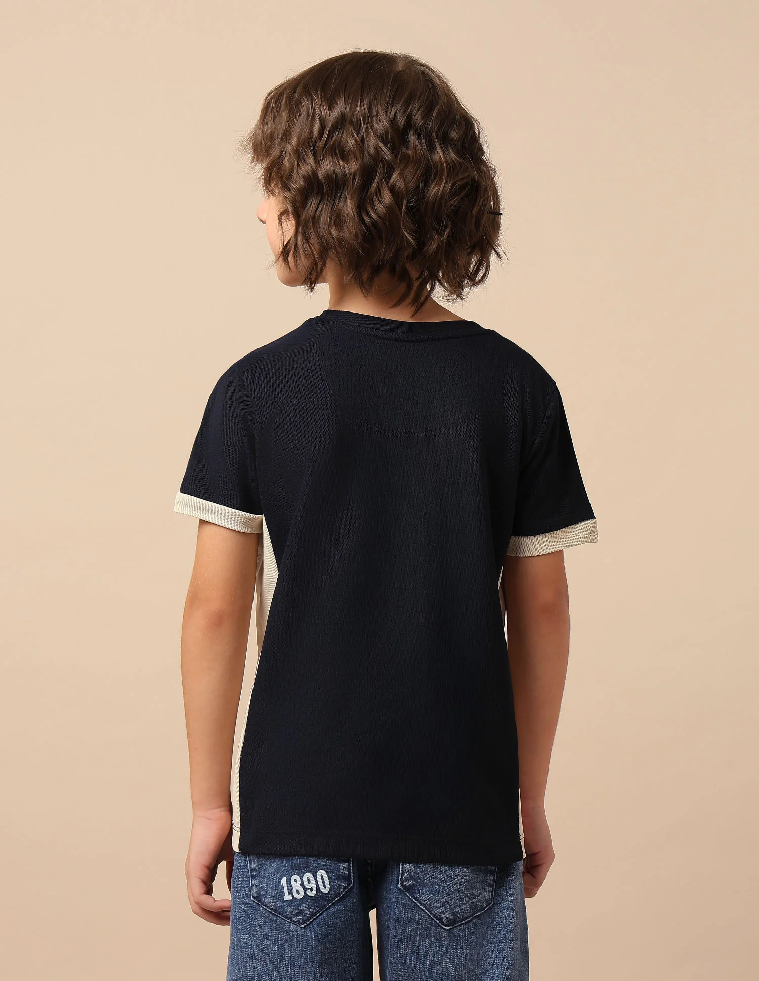 Boys Colourblocked Regular Fit T-Shirt - Image 5