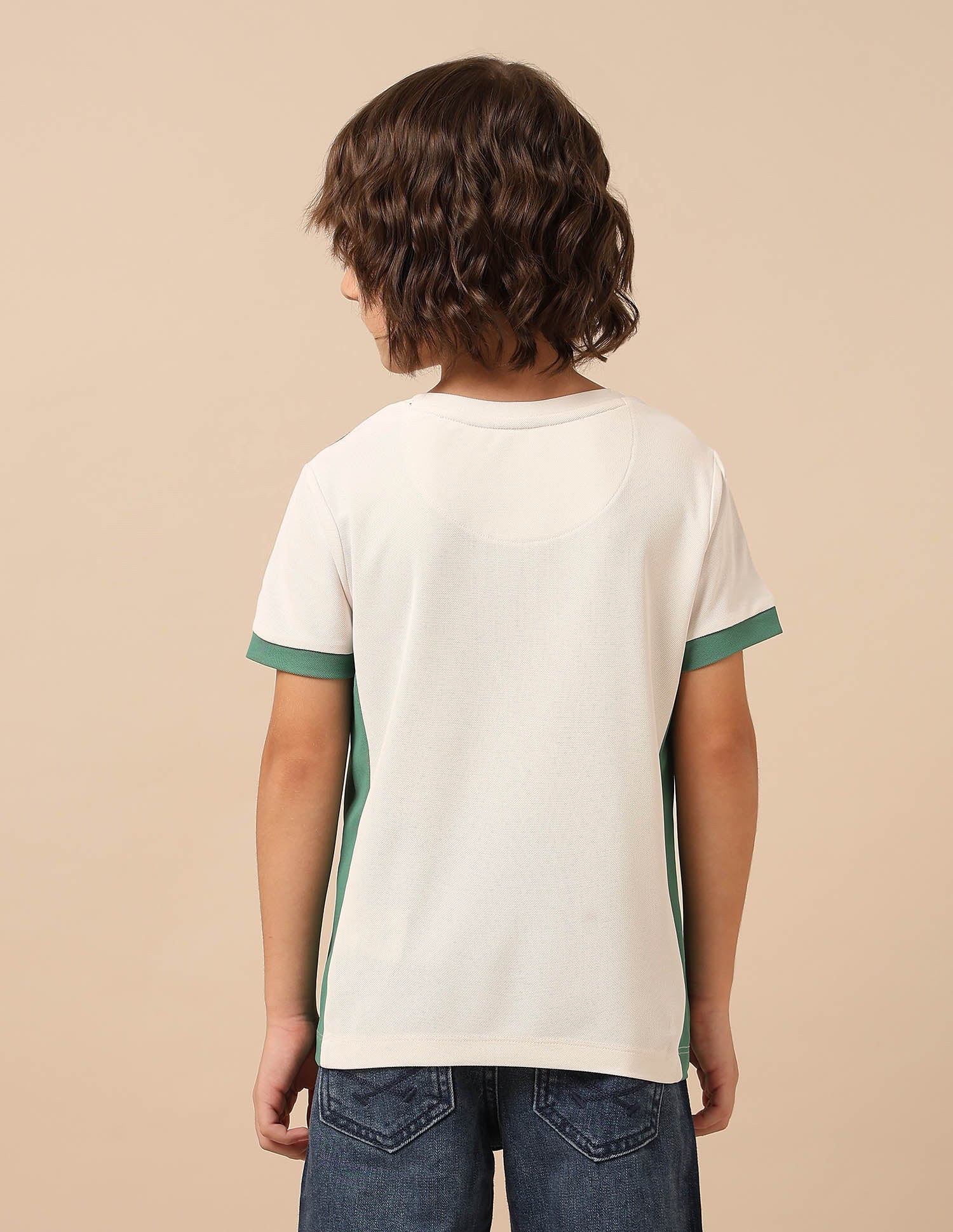 Boys Colourblocked Regular Fit T-Shirt - Image 5