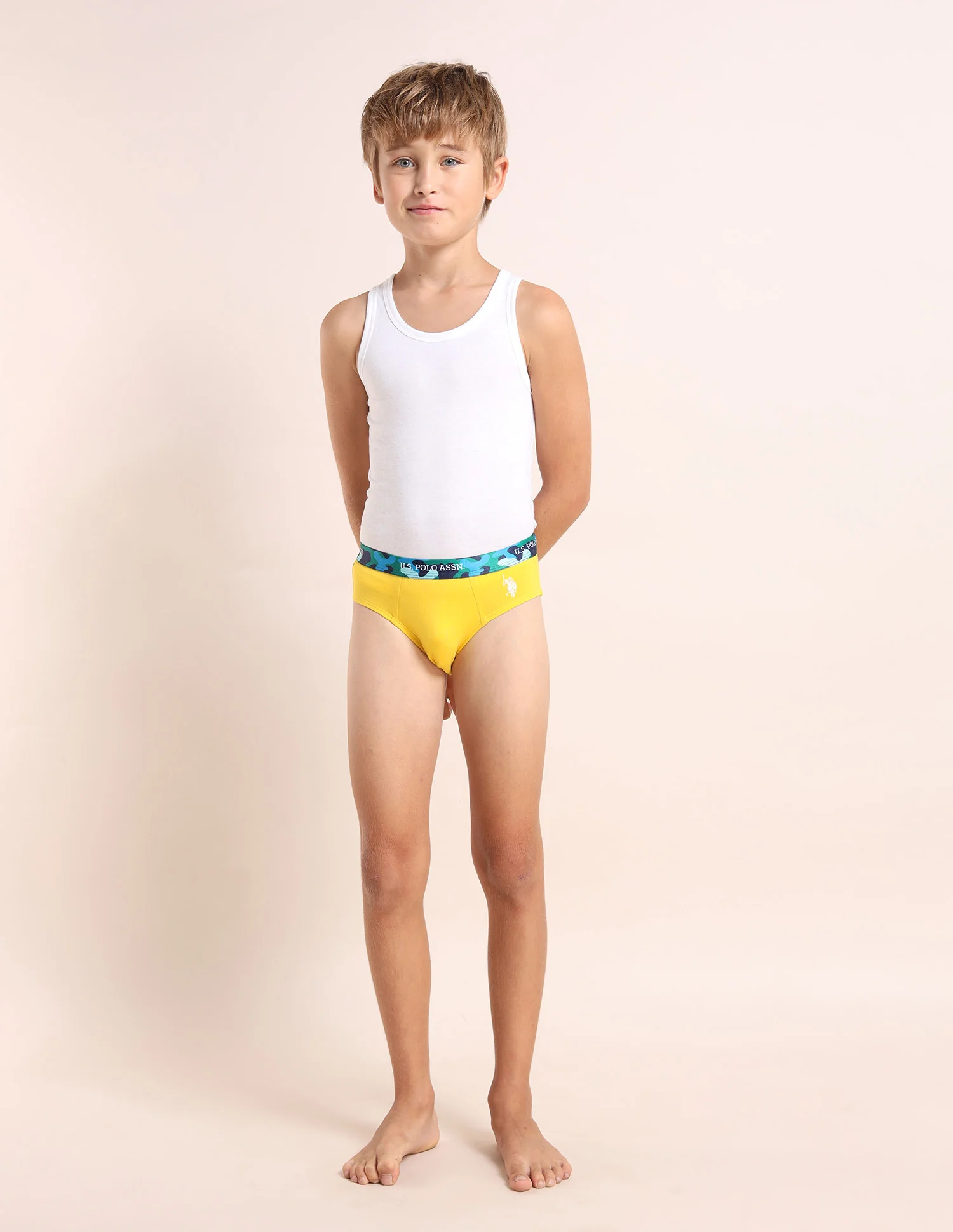 Boys Cotton Spandex Solid Briefs - Pack Of 5 - Image 7