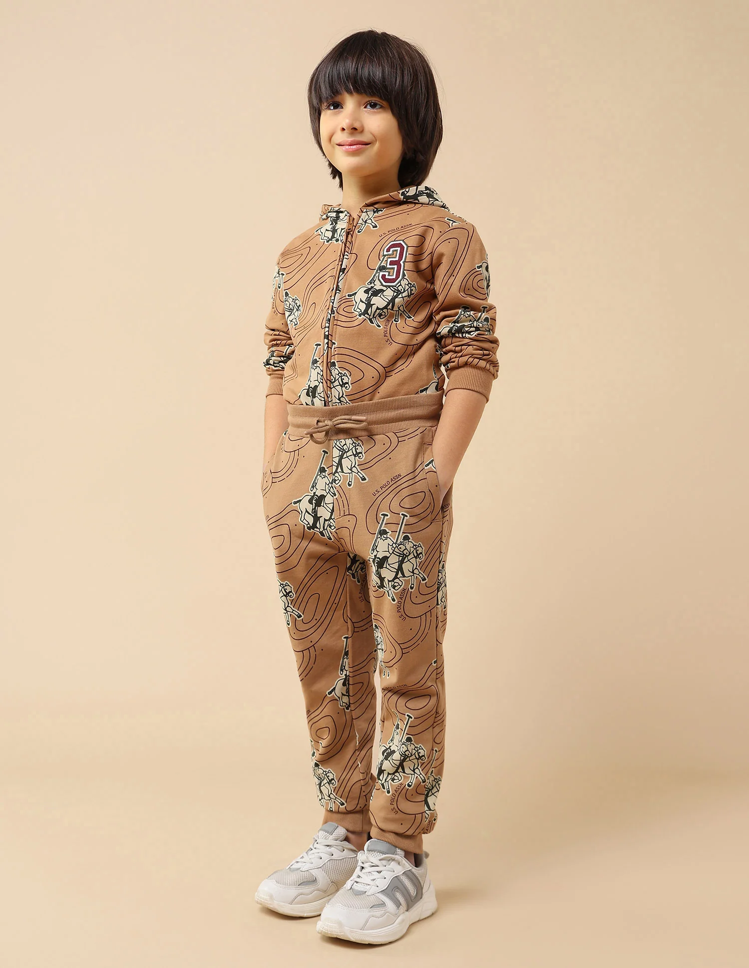 Boys Graphic Brand Printed Regular Fit Joggers - Image 4