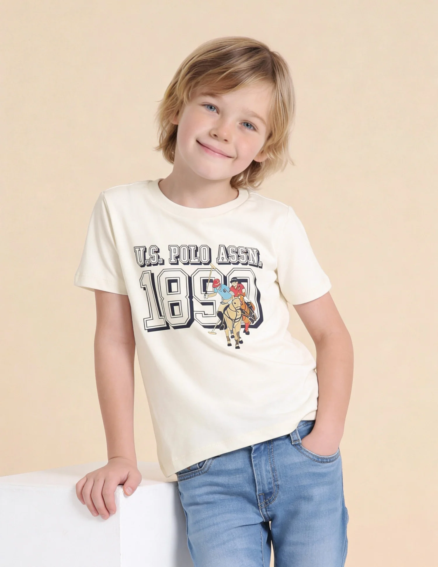 Boys Graphic Brand Printed Regular Fit T-Shirt