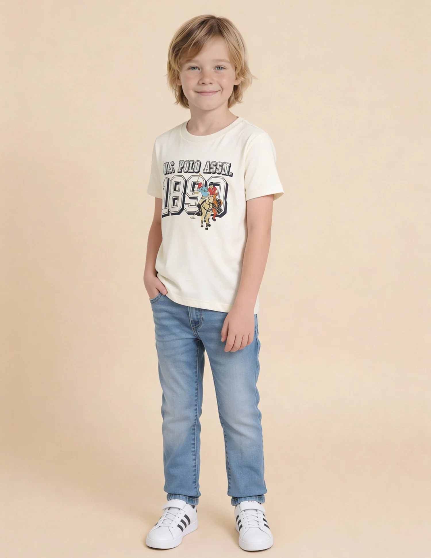 Boys Graphic Brand Printed Regular Fit T-Shirt - Image 3